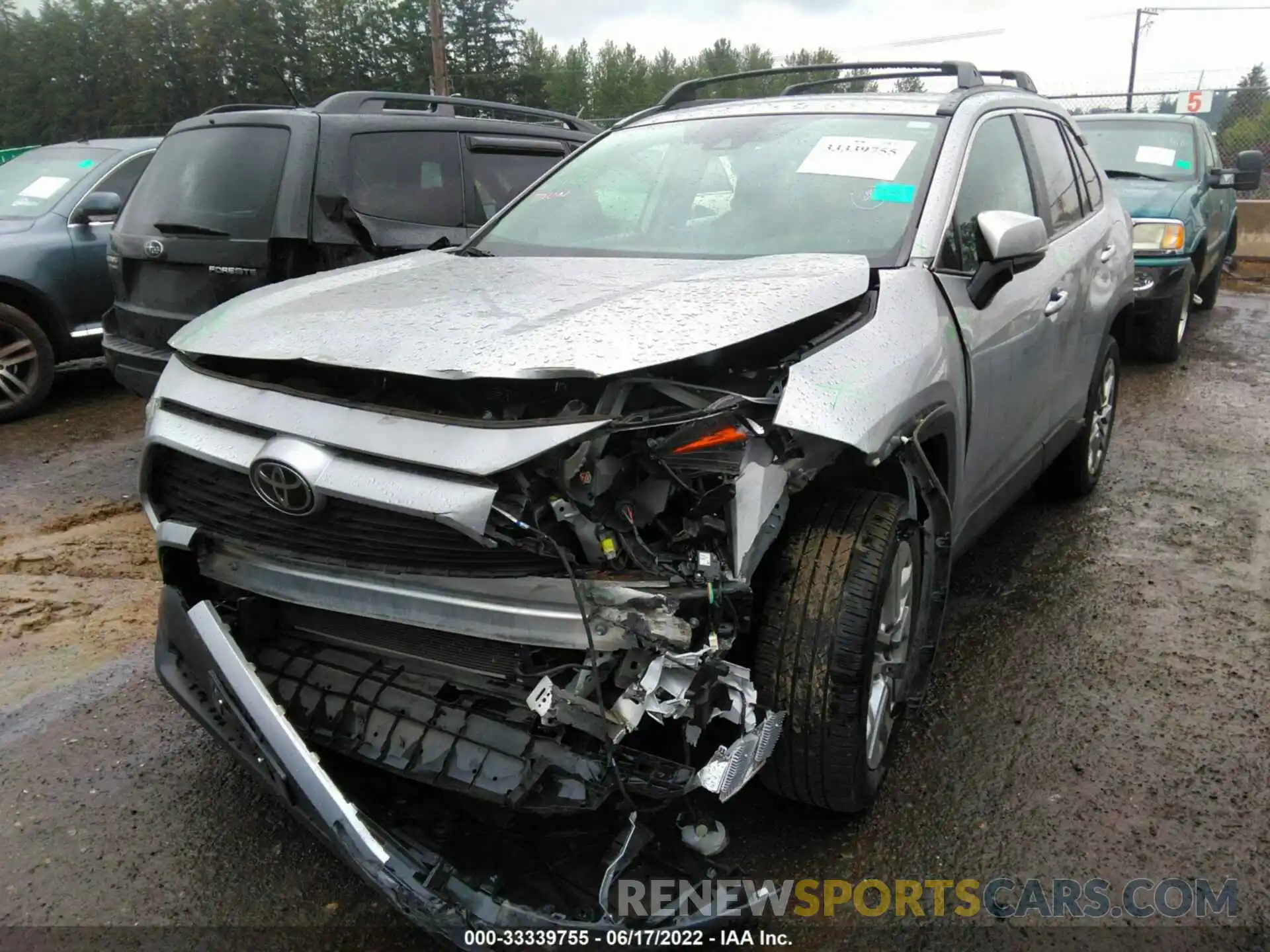 2 Photograph of a damaged car 2T3A1RFVXLC138106 TOYOTA RAV4 2020