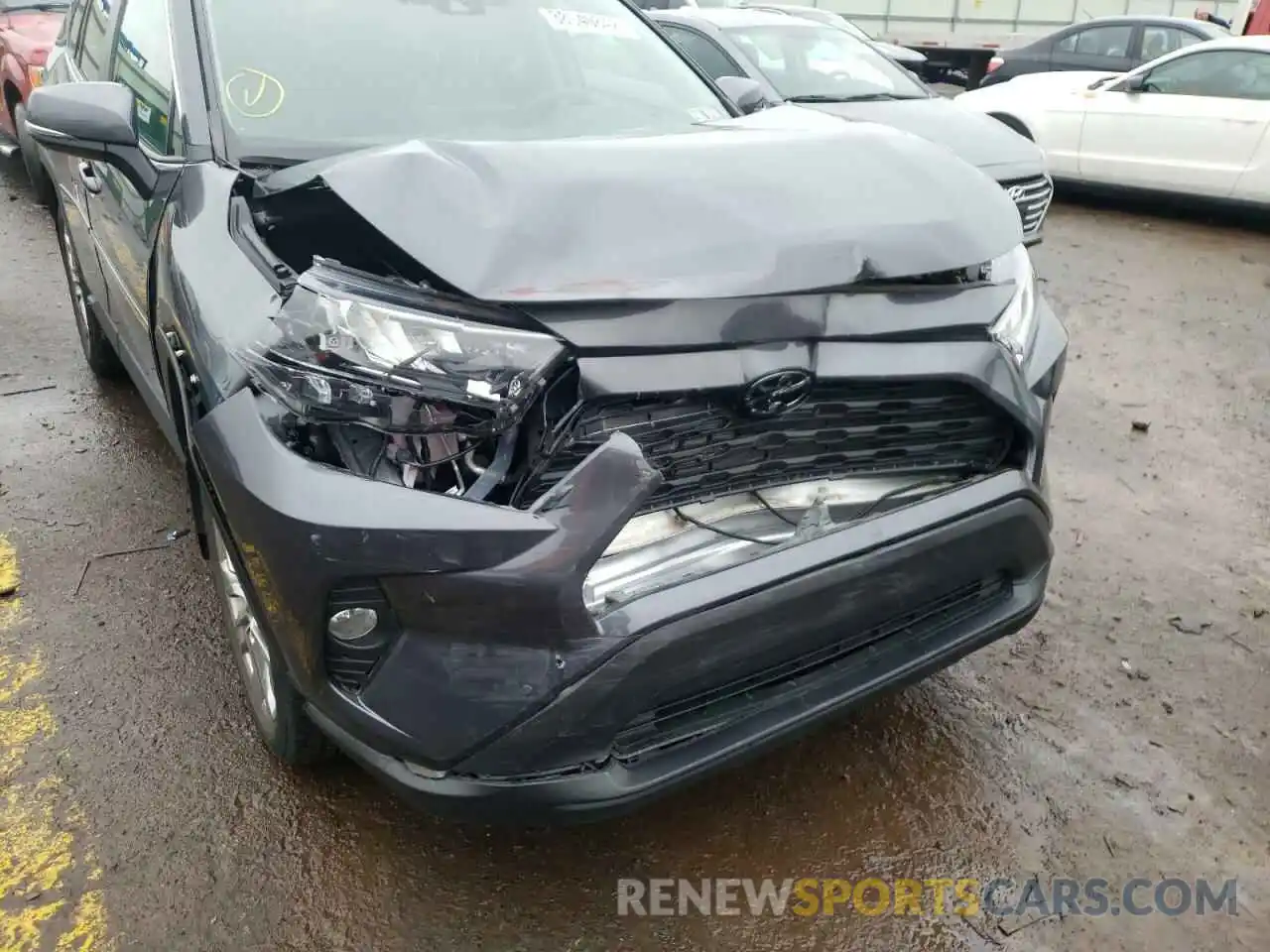 9 Photograph of a damaged car 2T3A1RFVXLW092646 TOYOTA RAV4 2020