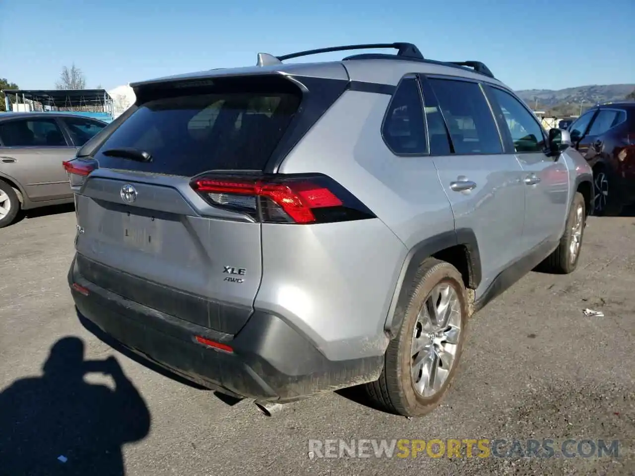 4 Фотография поврежденного автомобиля 2T3A1RFVXLW106268 TOYOTA RAV4 2020