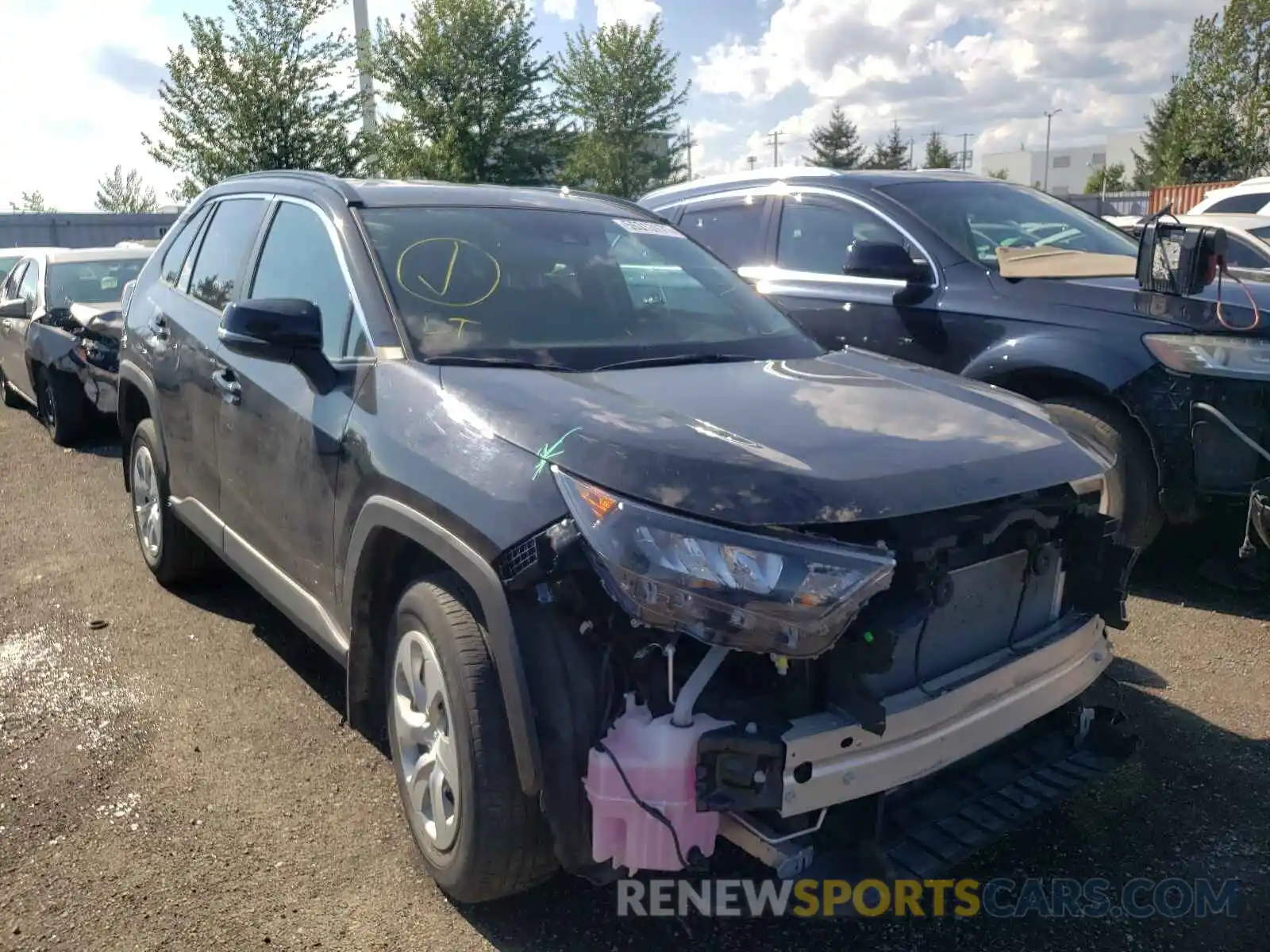 1 Photograph of a damaged car 2T3B1RFV1LW105529 TOYOTA RAV4 2020