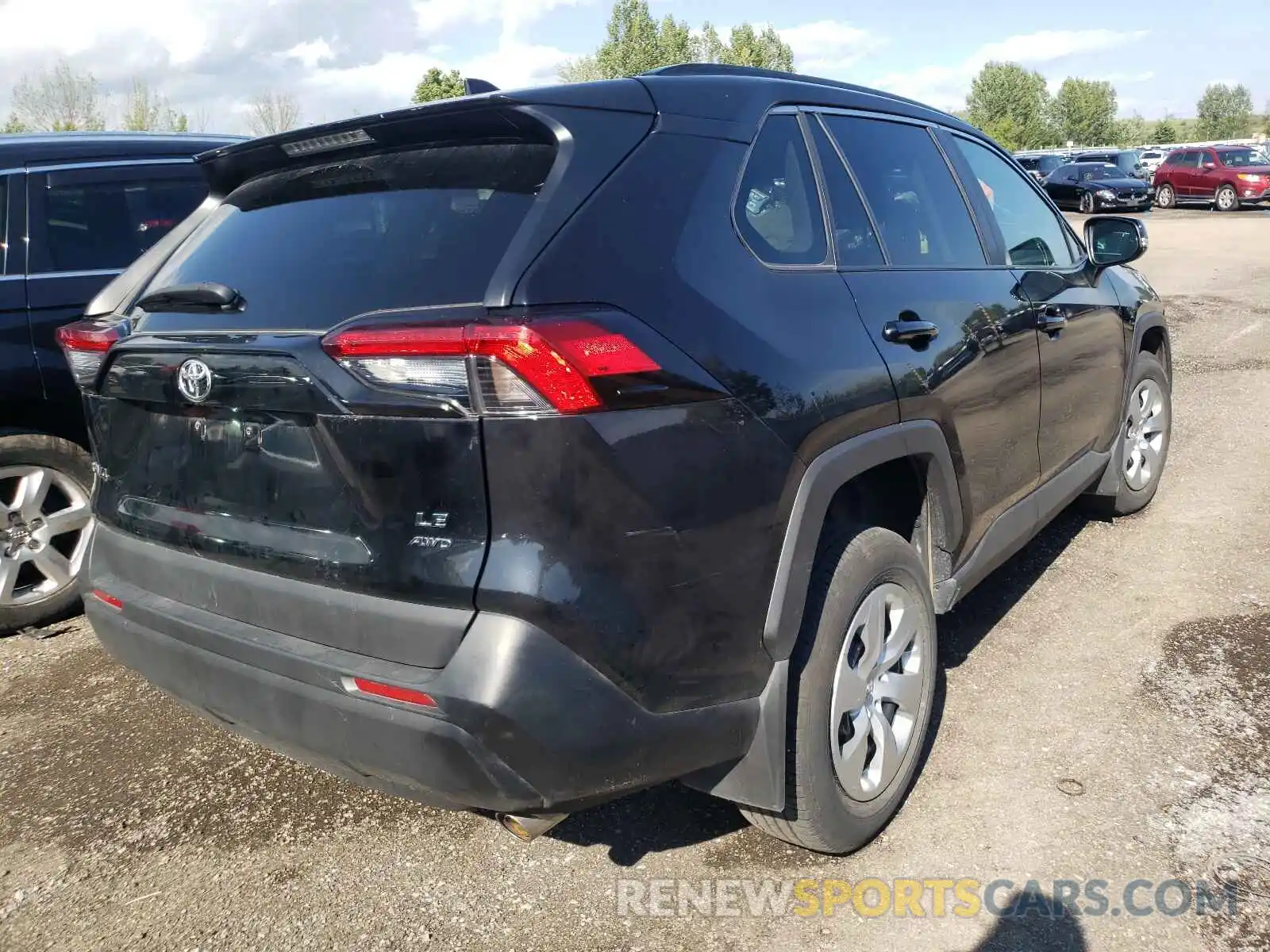 4 Photograph of a damaged car 2T3B1RFV1LW105529 TOYOTA RAV4 2020