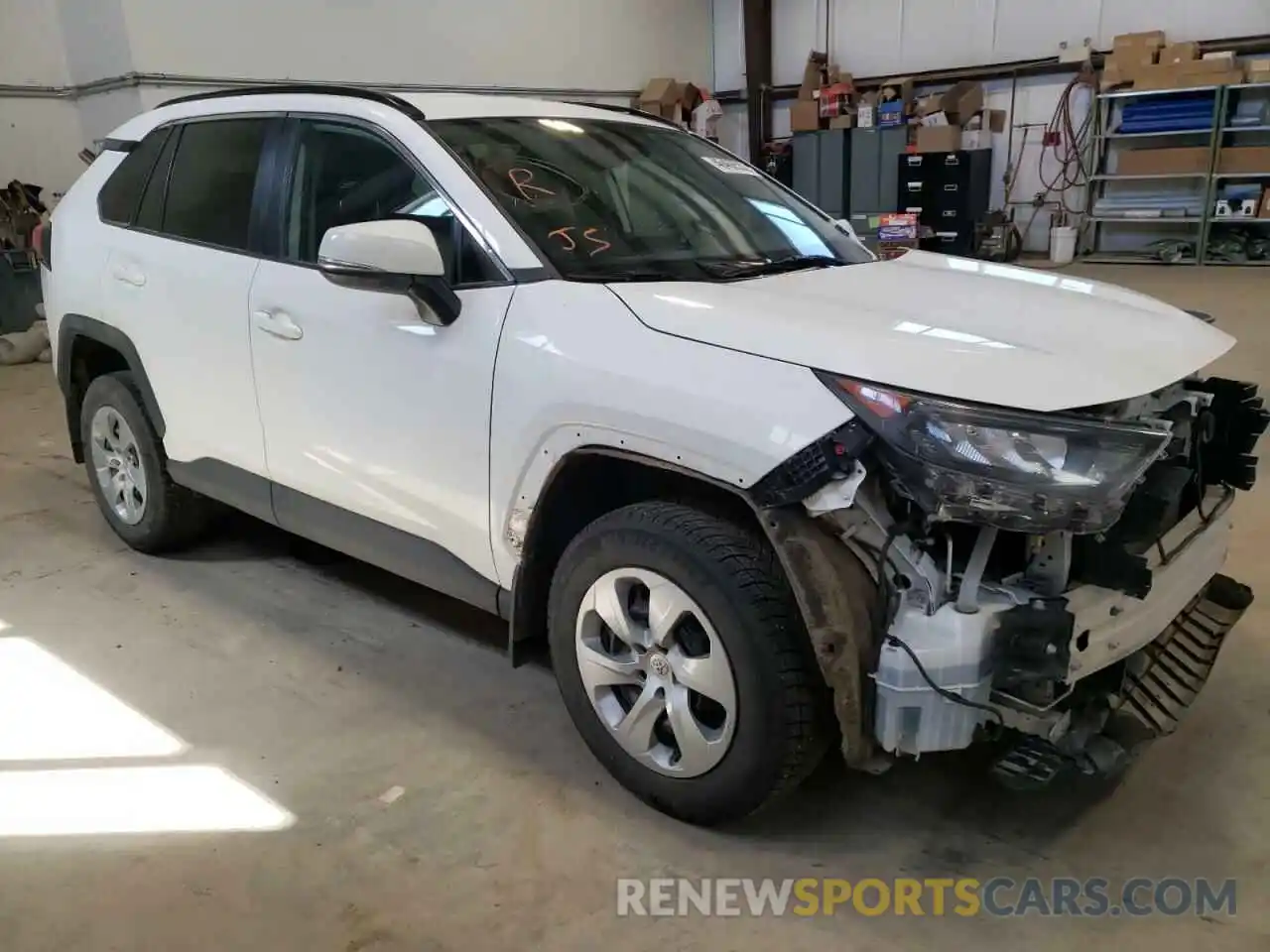 1 Photograph of a damaged car 2T3B1RFV3LW099359 TOYOTA RAV4 2020