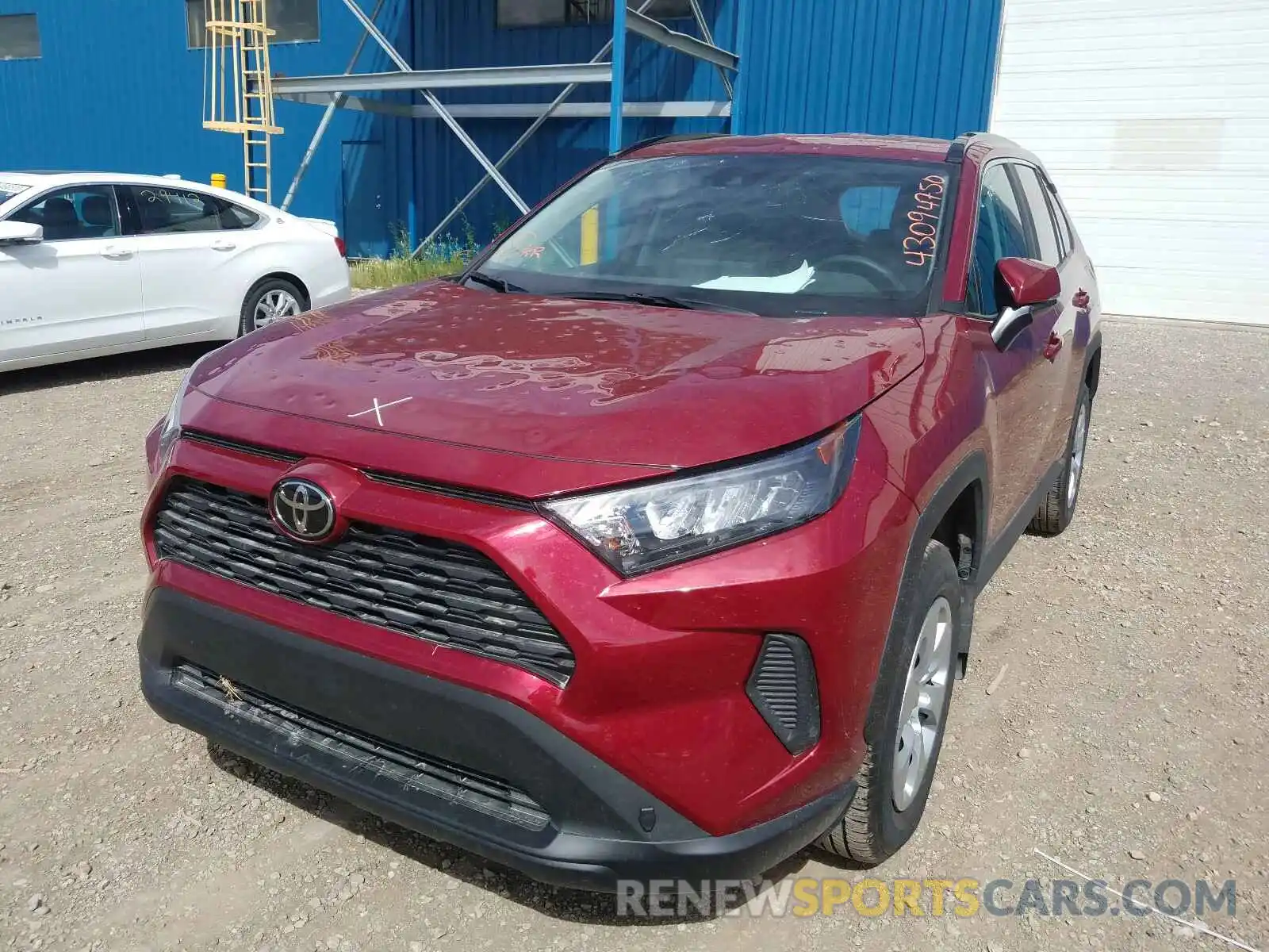 2 Фотография поврежденного автомобиля 2T3B1RFV5LW097158 TOYOTA RAV4 2020