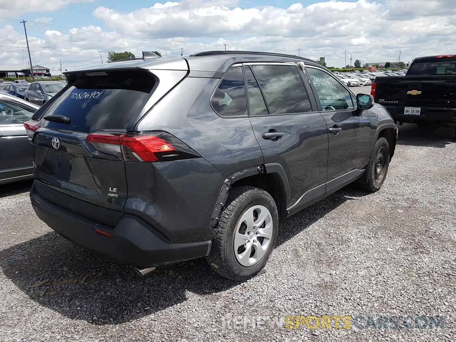 4 Photograph of a damaged car 2T3B1RFV6LC097462 TOYOTA RAV4 2020