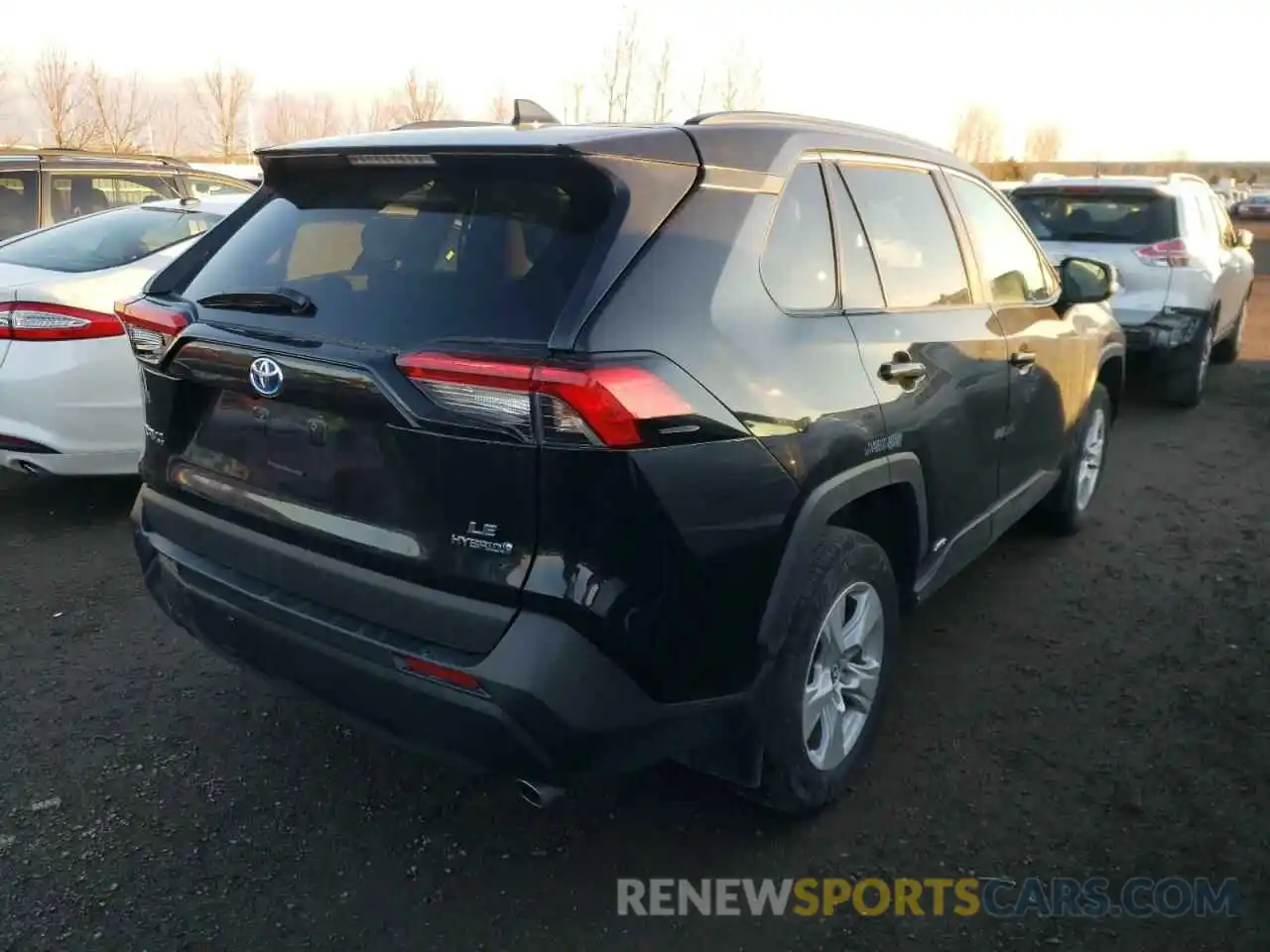 4 Photograph of a damaged car 2T3BWRFV5LW094844 TOYOTA RAV4 2020