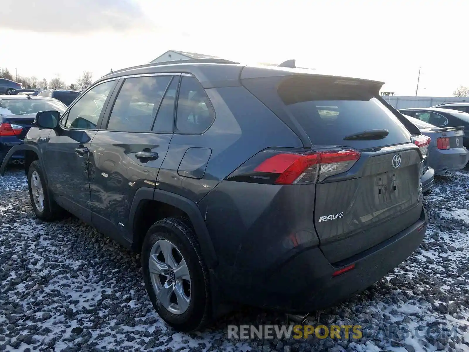 3 Photograph of a damaged car 2T3BWRFV6LW050321 TOYOTA RAV4 2020