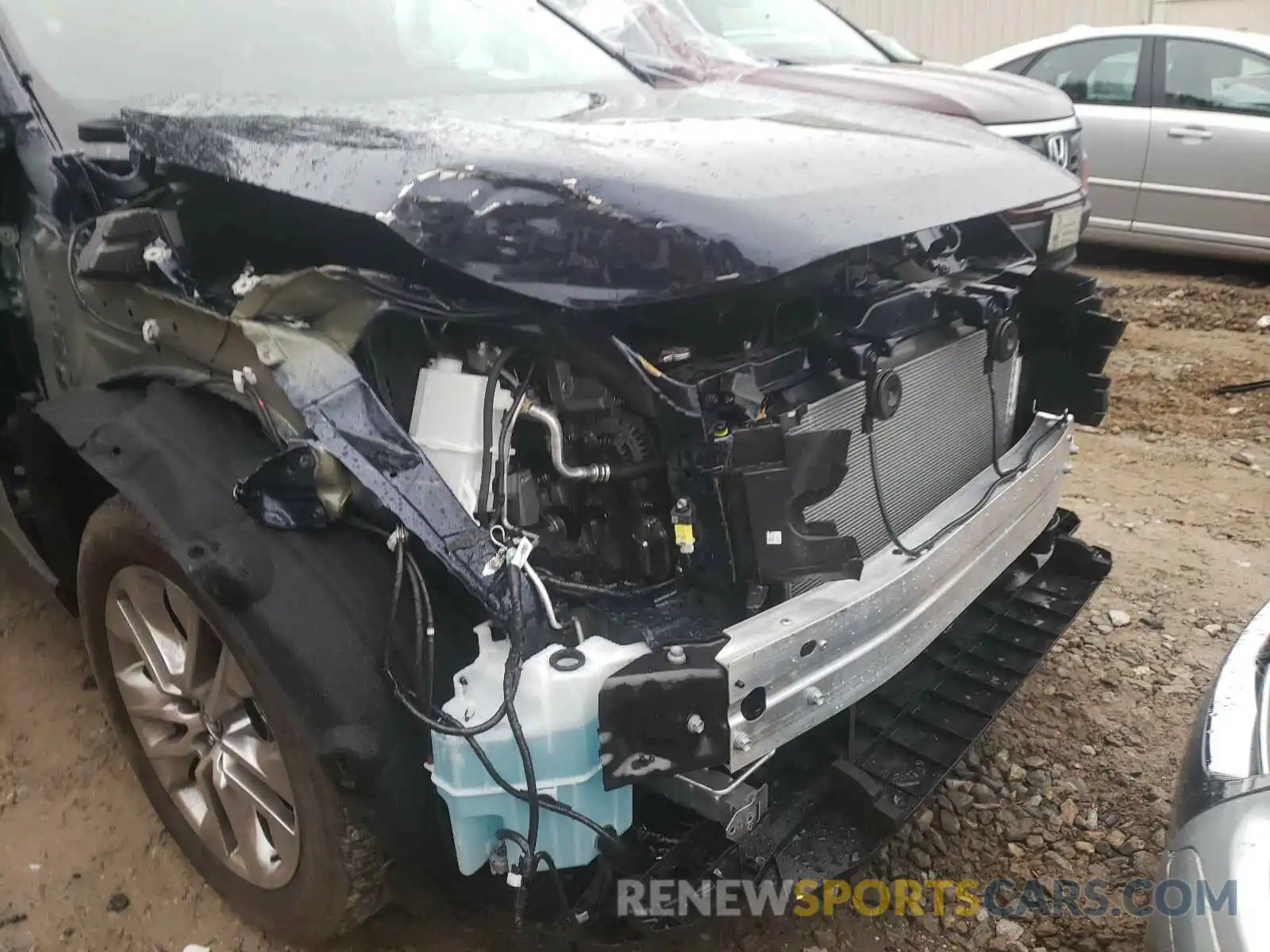 9 Photograph of a damaged car 2T3C1RFV0LC076885 TOYOTA RAV4 2020