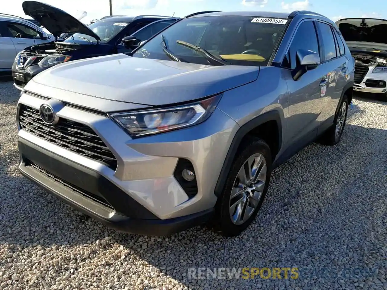 2 Photograph of a damaged car 2T3C1RFV0LC079771 TOYOTA RAV4 2020