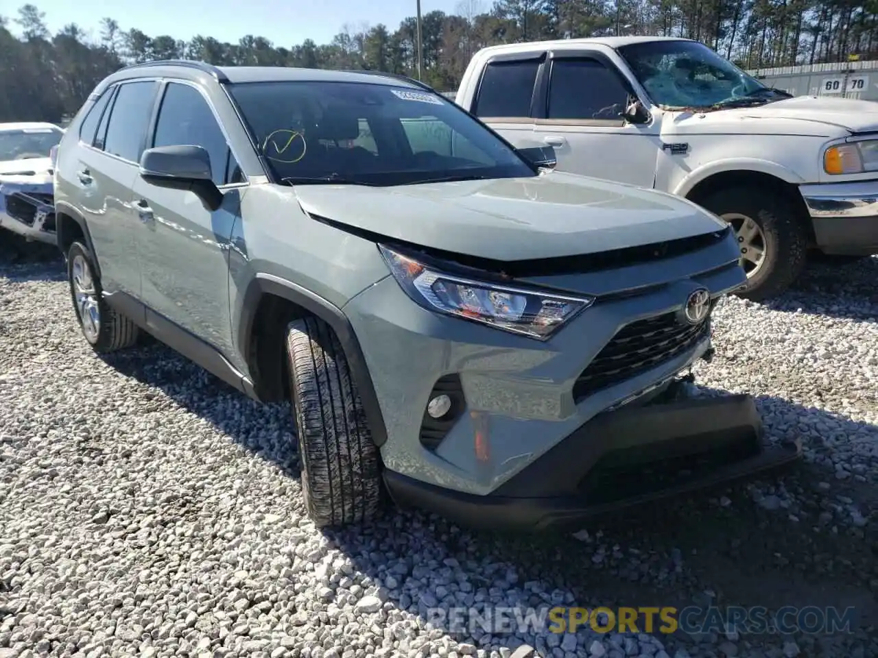 1 Photograph of a damaged car 2T3C1RFV0LC083366 TOYOTA RAV4 2020