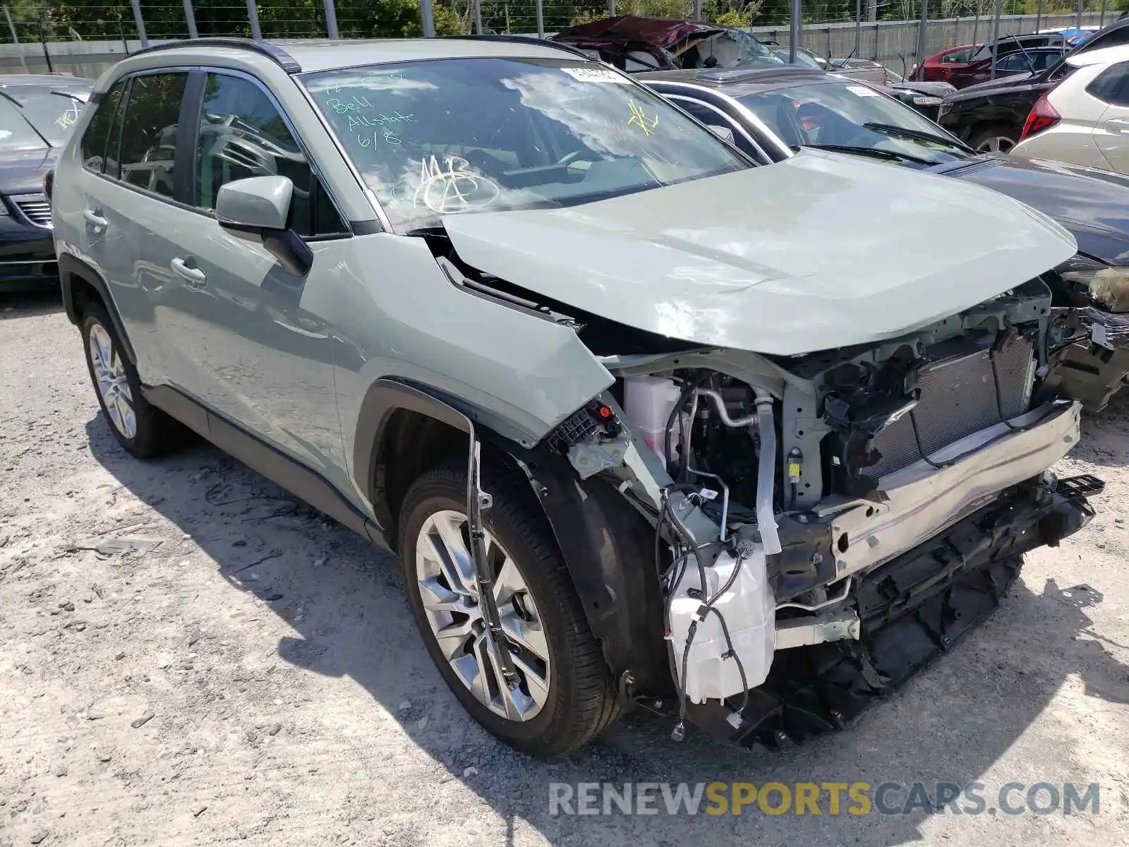 1 Photograph of a damaged car 2T3C1RFV0LW091353 TOYOTA RAV4 2020