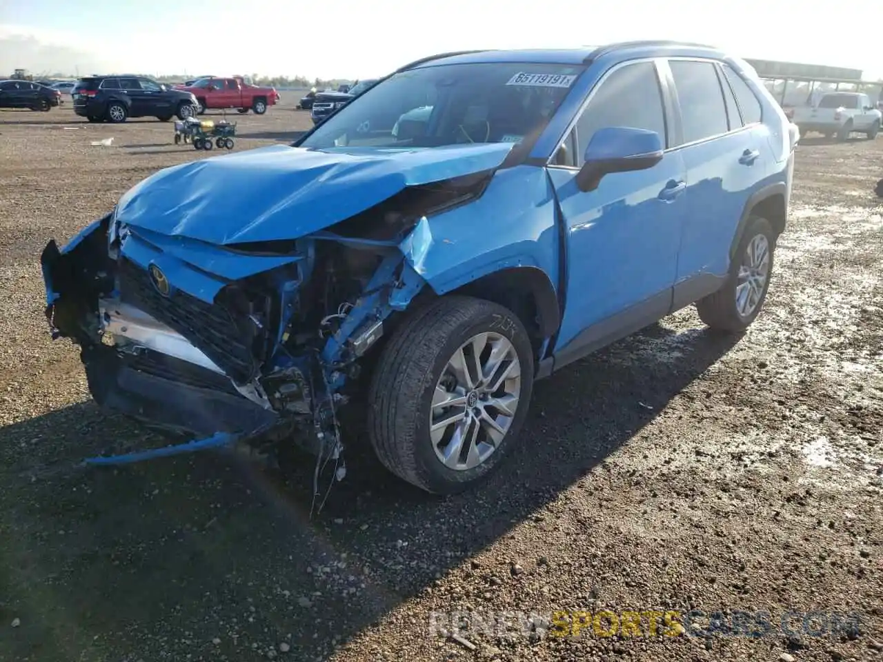 2 Photograph of a damaged car 2T3C1RFV0LW094334 TOYOTA RAV4 2020