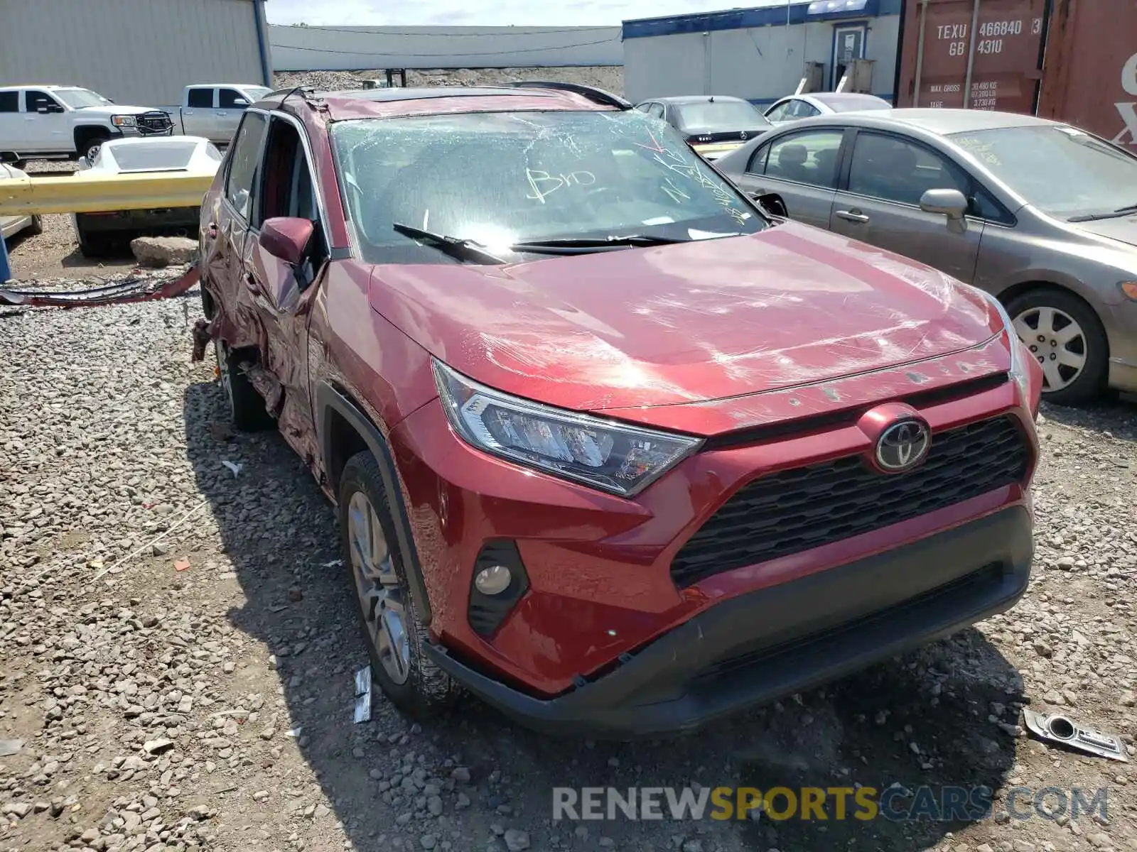 1 Photograph of a damaged car 2T3C1RFV1LC040512 TOYOTA RAV4 2020