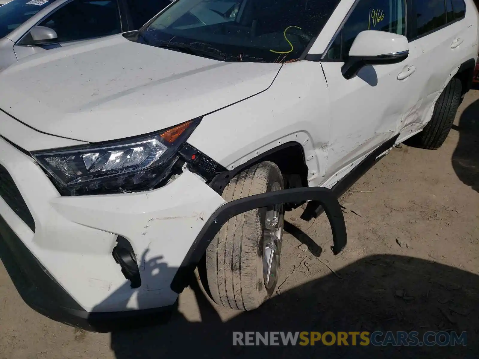 9 Photograph of a damaged car 2T3C1RFV1LC065376 TOYOTA RAV4 2020