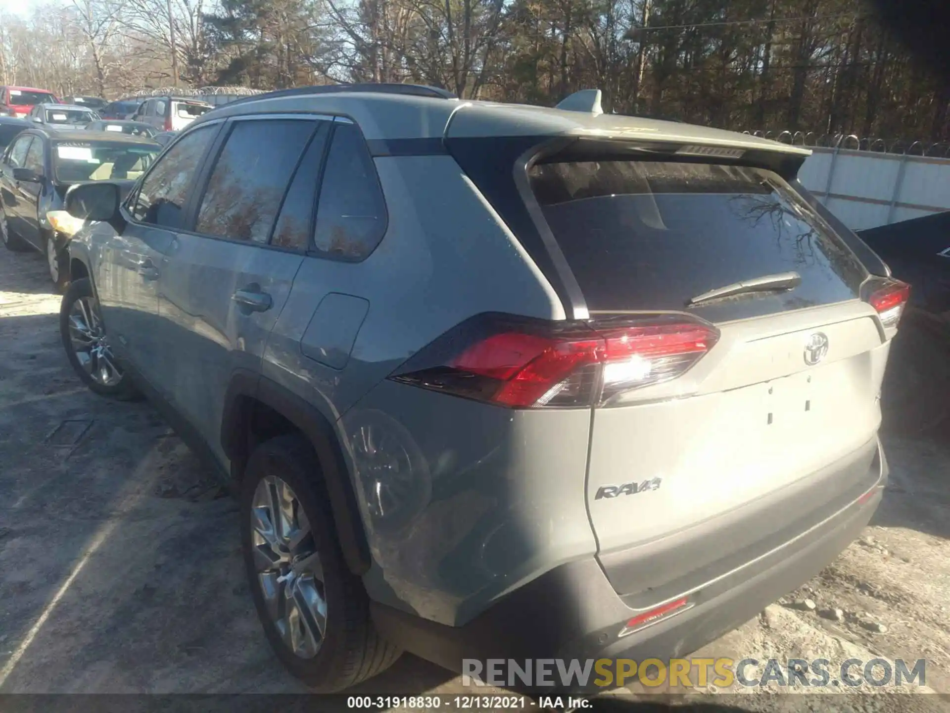 3 Photograph of a damaged car 2T3C1RFV1LC066379 TOYOTA RAV4 2020