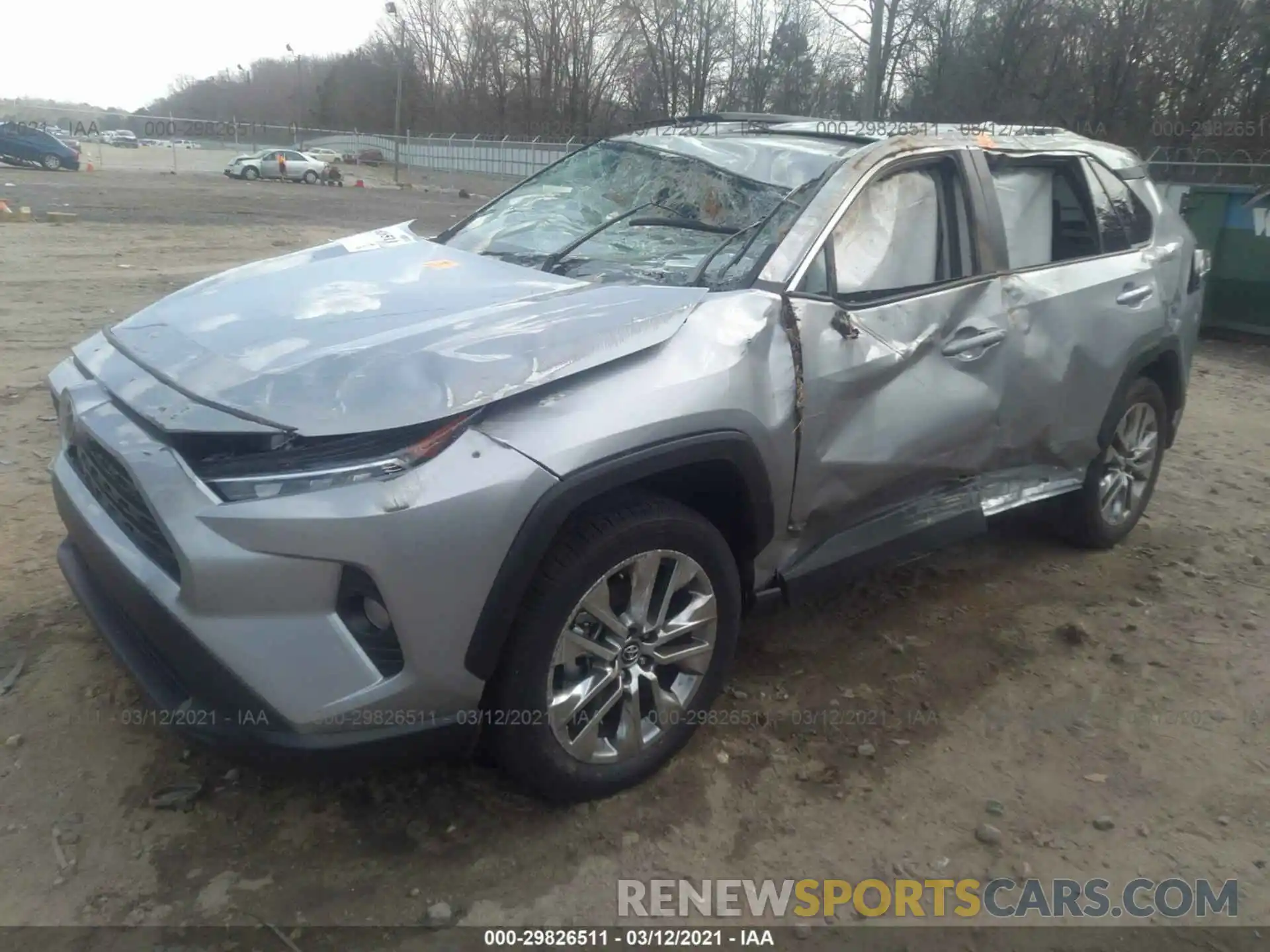 2 Photograph of a damaged car 2T3C1RFV1LC082811 TOYOTA RAV4 2020