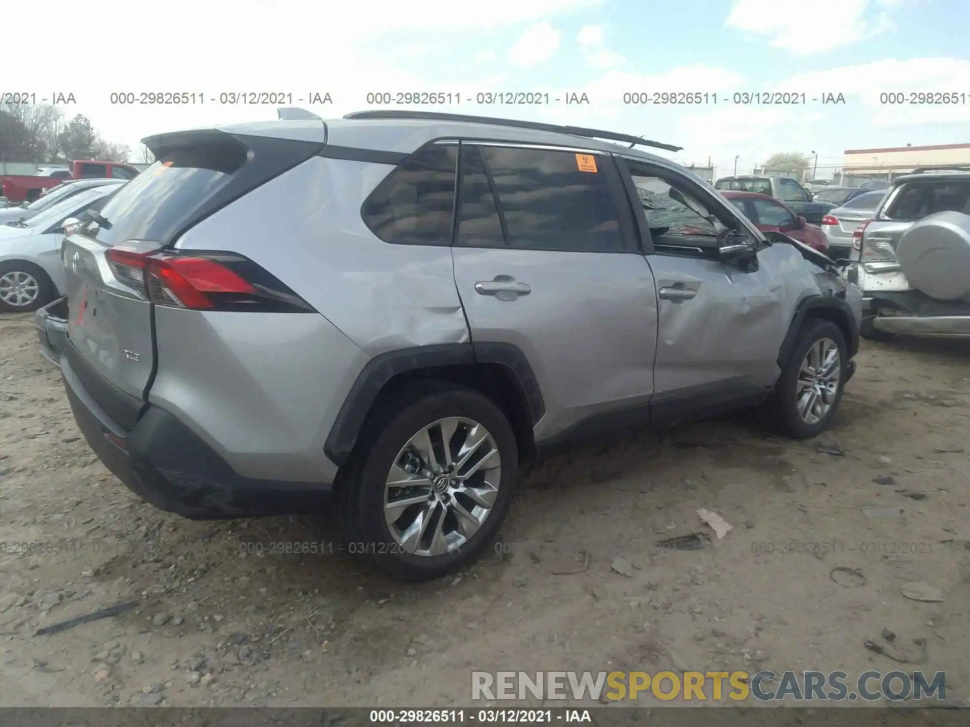 4 Фотография поврежденного автомобиля 2T3C1RFV1LC082811 TOYOTA RAV4 2020