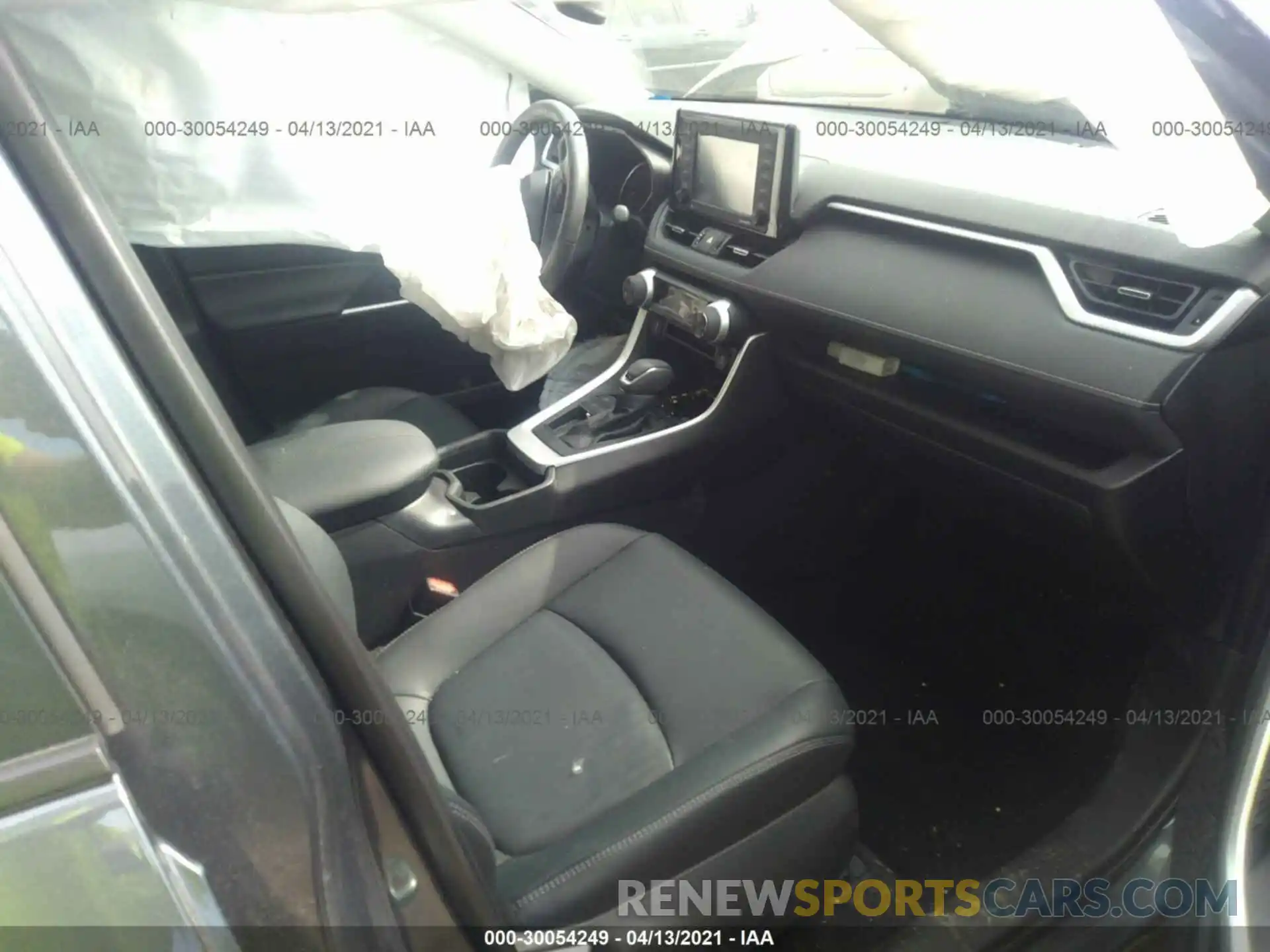 5 Фотография поврежденного автомобиля 2T3C1RFV1LW093564 TOYOTA RAV4 2020