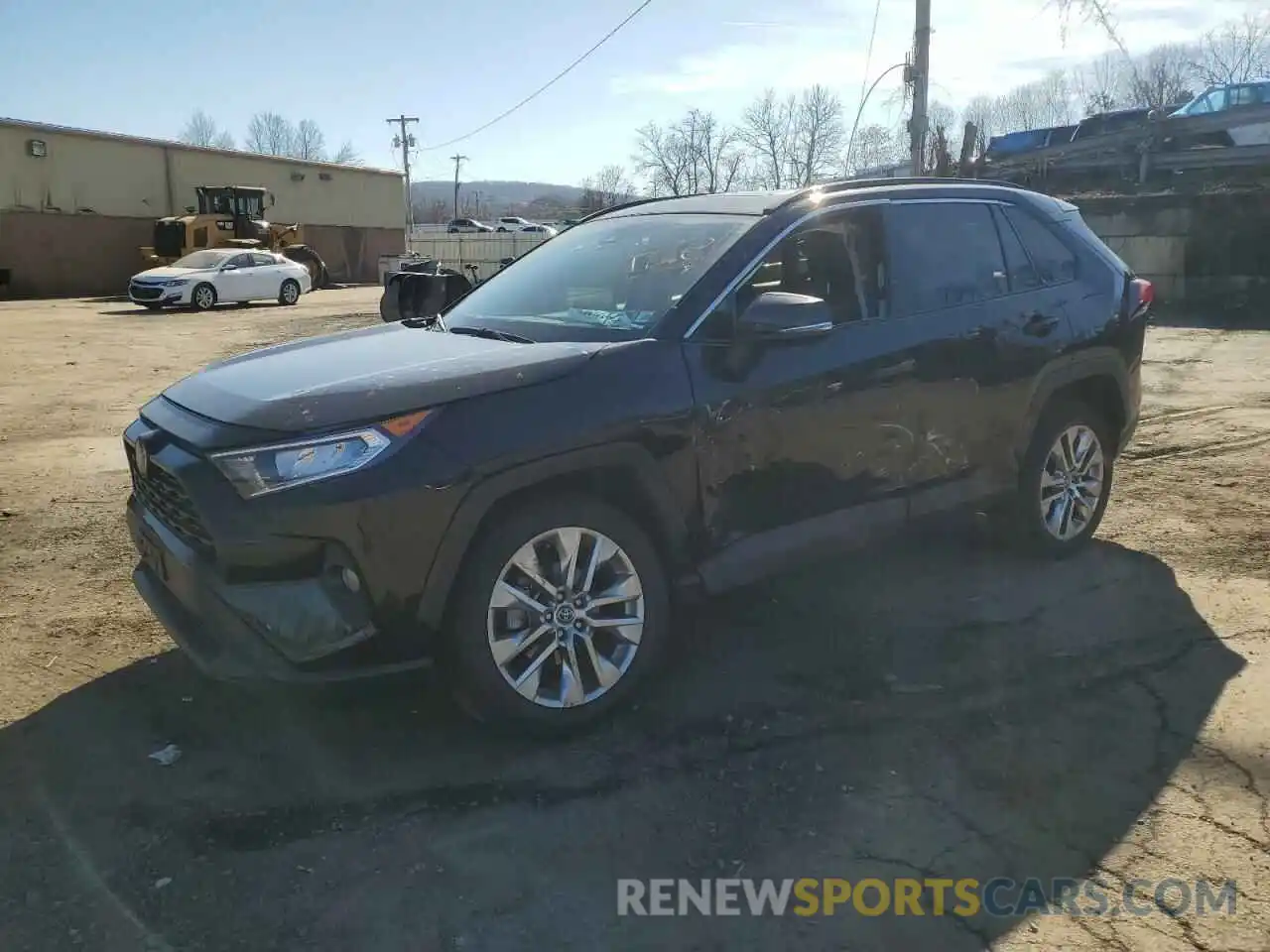 1 Photograph of a damaged car 2T3C1RFV1LW094536 TOYOTA RAV4 2020