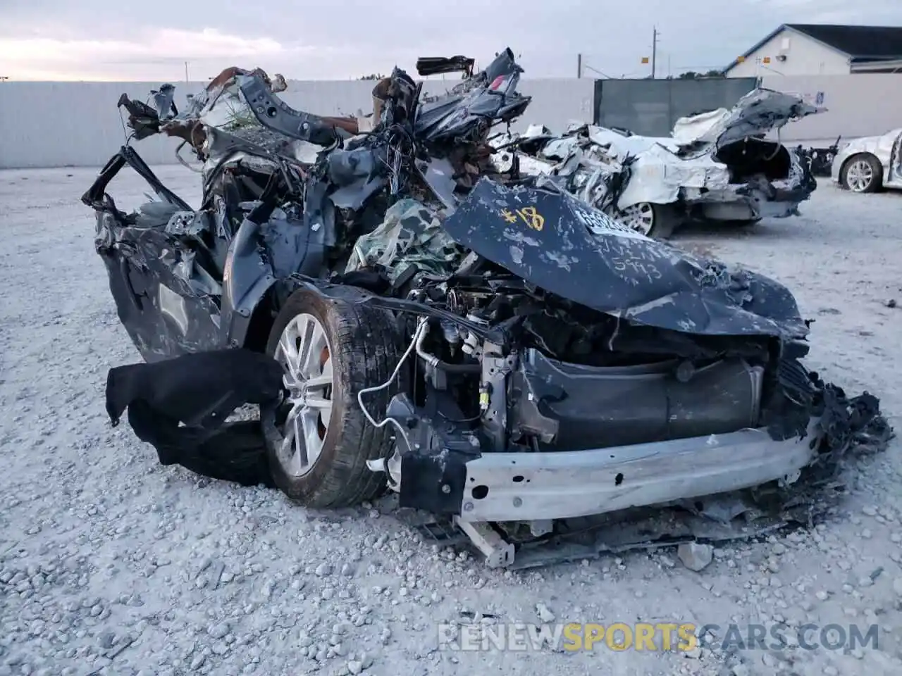 1 Photograph of a damaged car 2T3C1RFV1LW095993 TOYOTA RAV4 2020