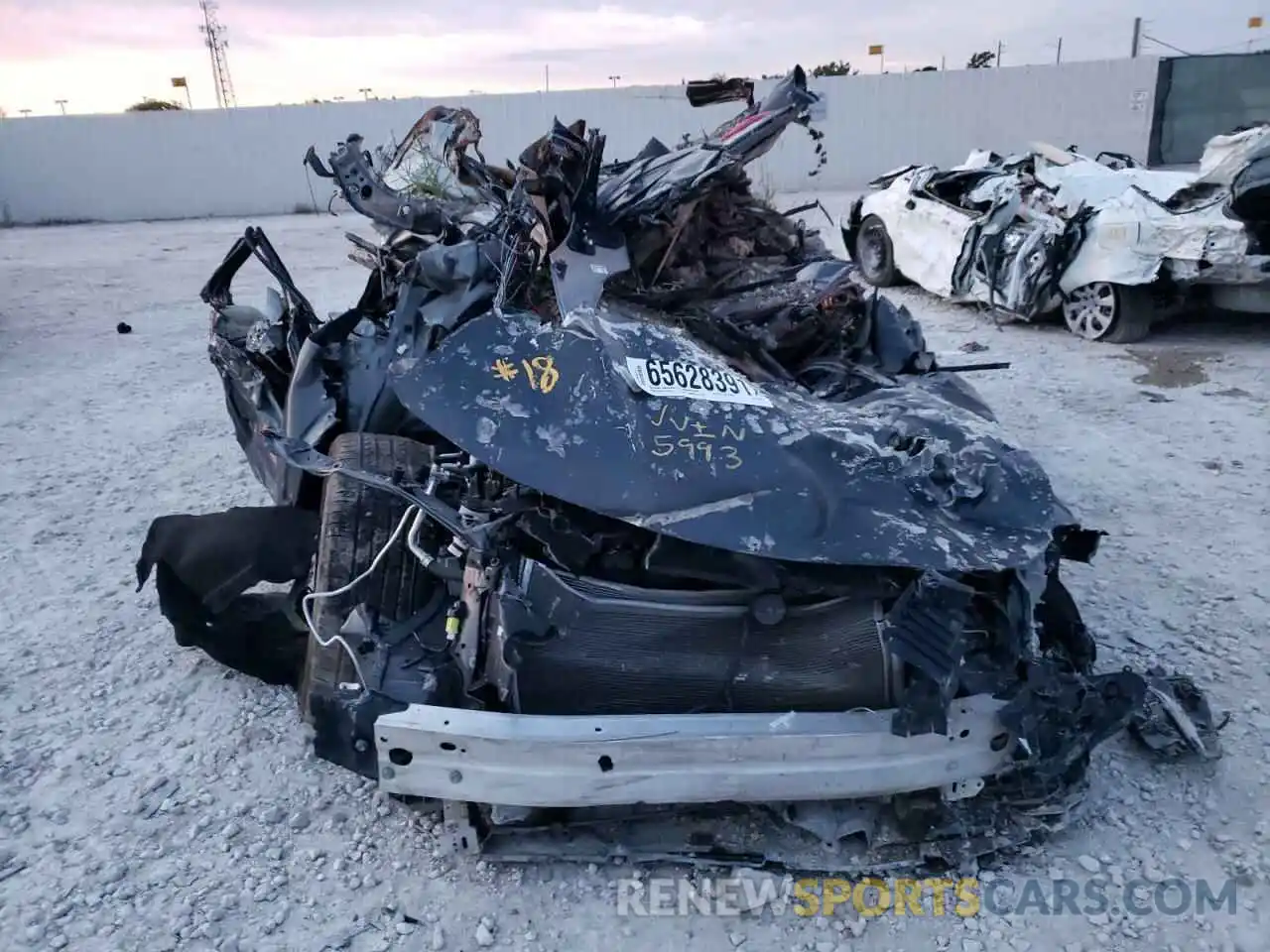 10 Photograph of a damaged car 2T3C1RFV1LW095993 TOYOTA RAV4 2020