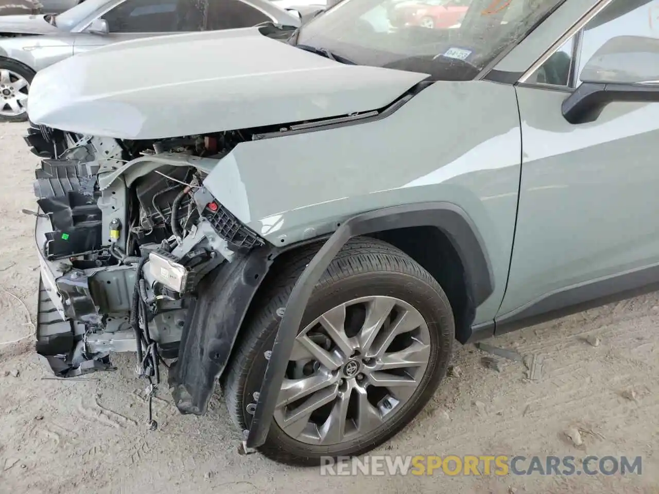 9 Photograph of a damaged car 2T3C1RFV2LC039692 TOYOTA RAV4 2020