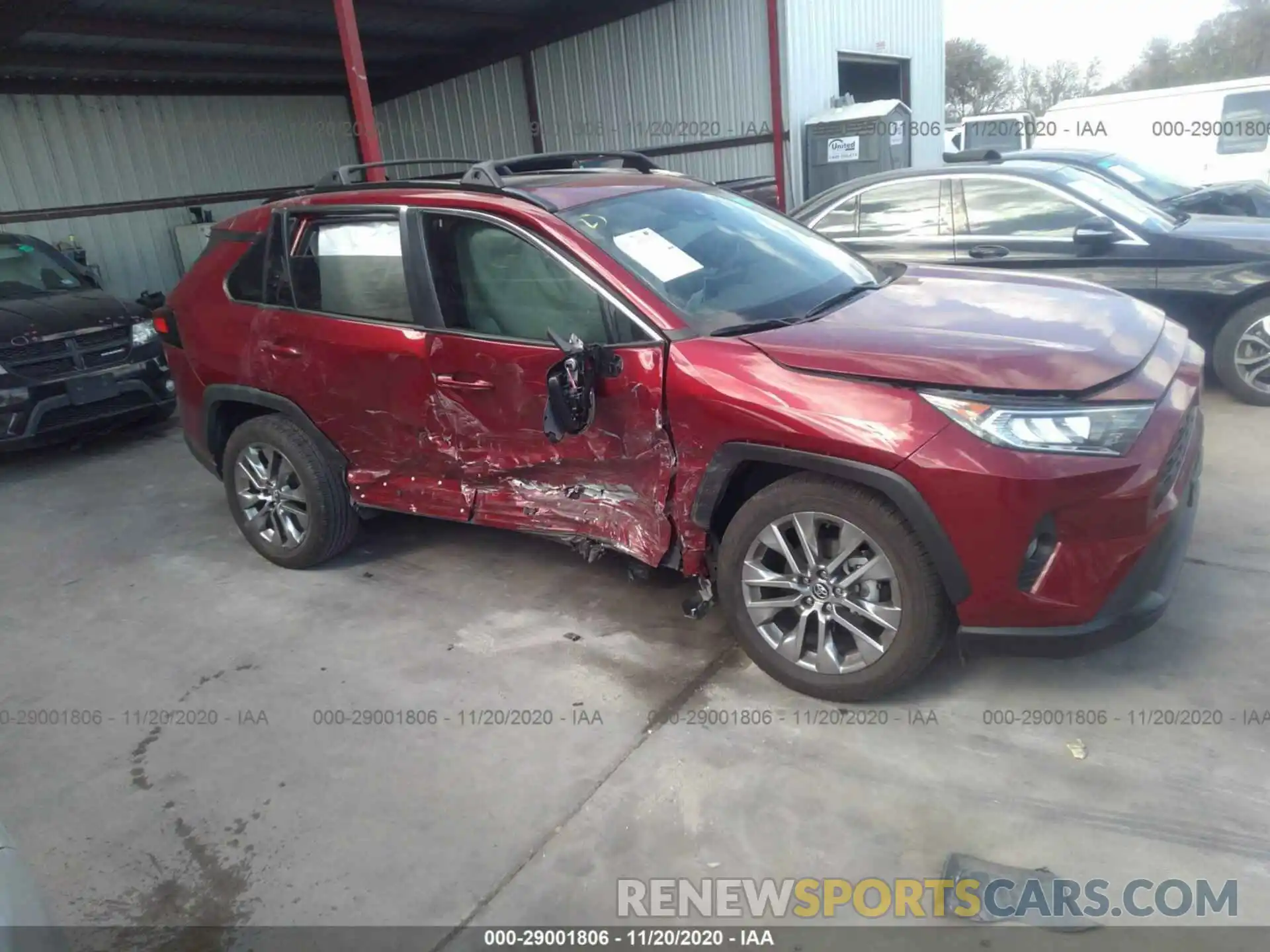 1 Photograph of a damaged car 2T3C1RFV2LC042317 TOYOTA RAV4 2020