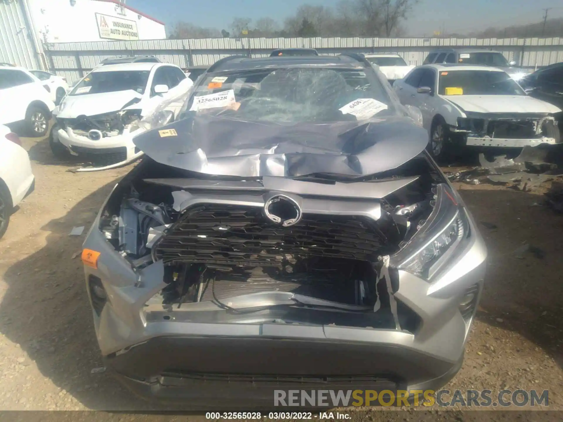 6 Photograph of a damaged car 2T3C1RFV2LC055505 TOYOTA RAV4 2020