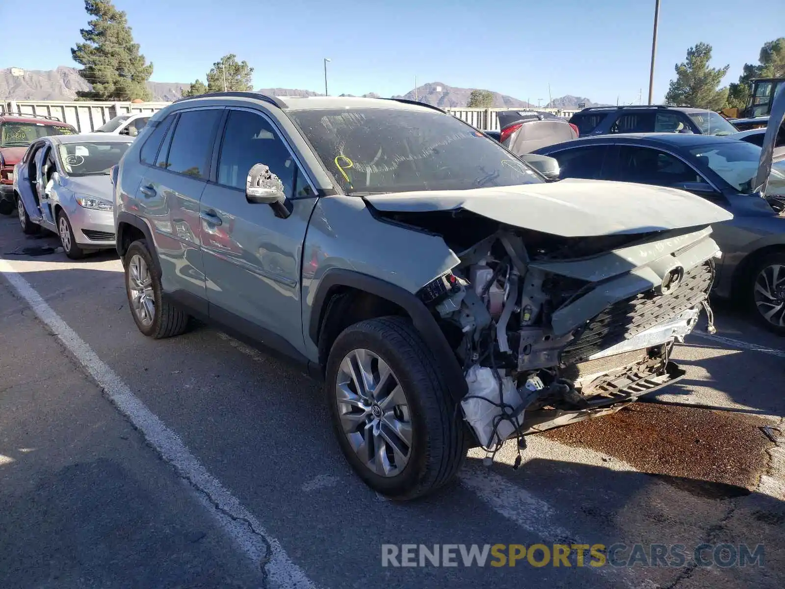 1 Photograph of a damaged car 2T3C1RFV2LC074099 TOYOTA RAV4 2020