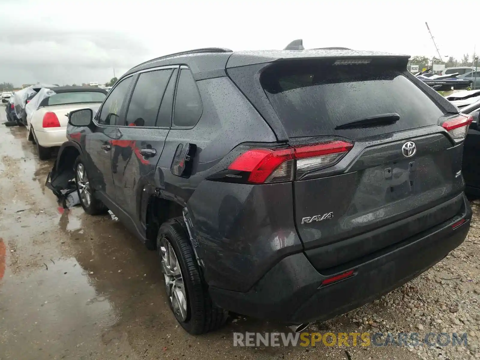 3 Photograph of a damaged car 2T3C1RFV2LW066292 TOYOTA RAV4 2020