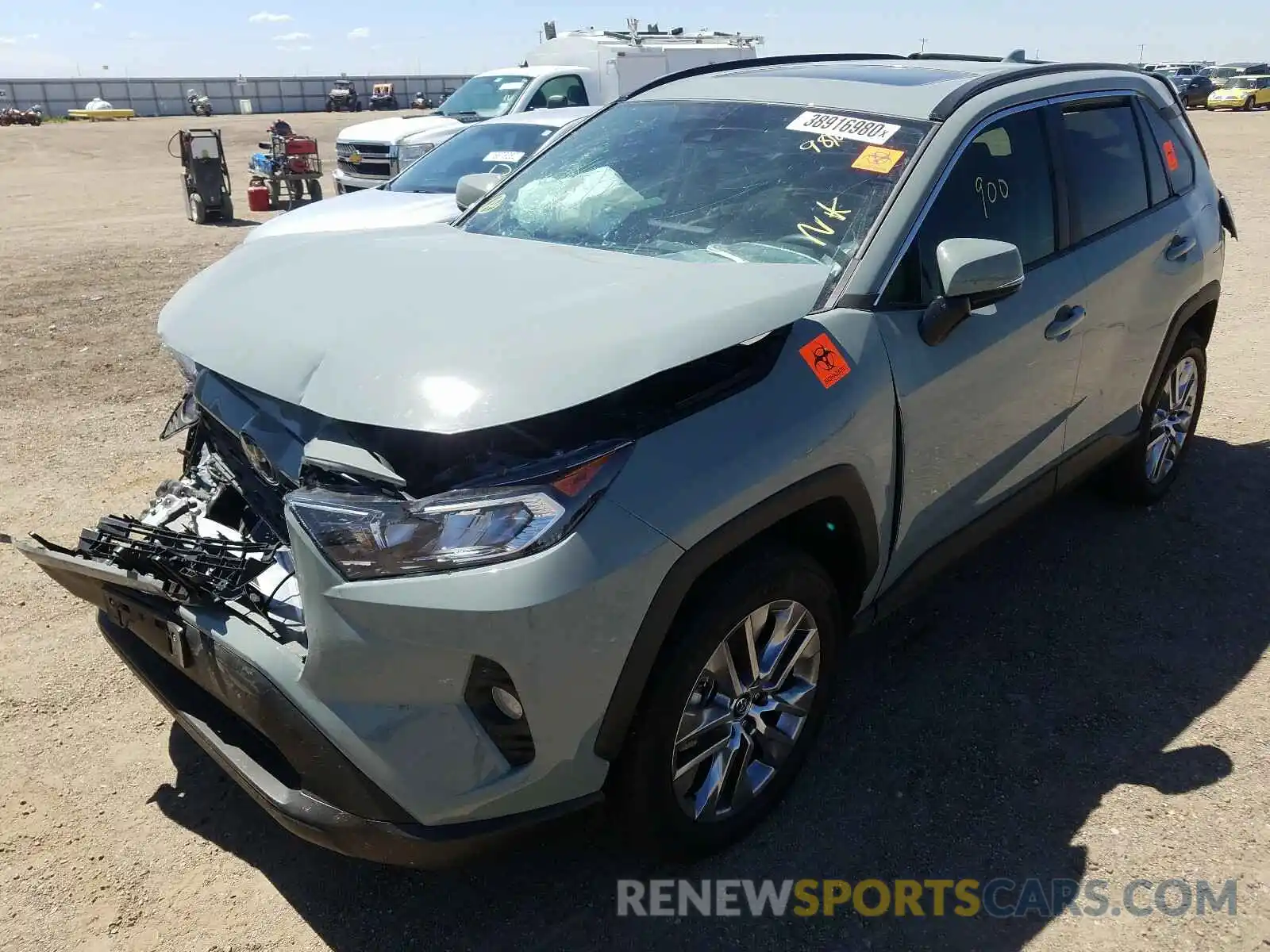 2 Photograph of a damaged car 2T3C1RFV2LW079818 TOYOTA RAV4 2020