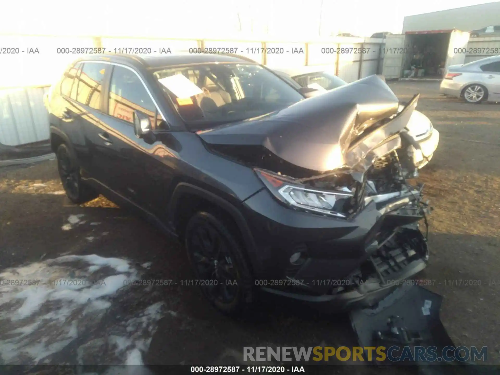 1 Photograph of a damaged car 2T3C1RFV2LW081293 TOYOTA RAV4 2020