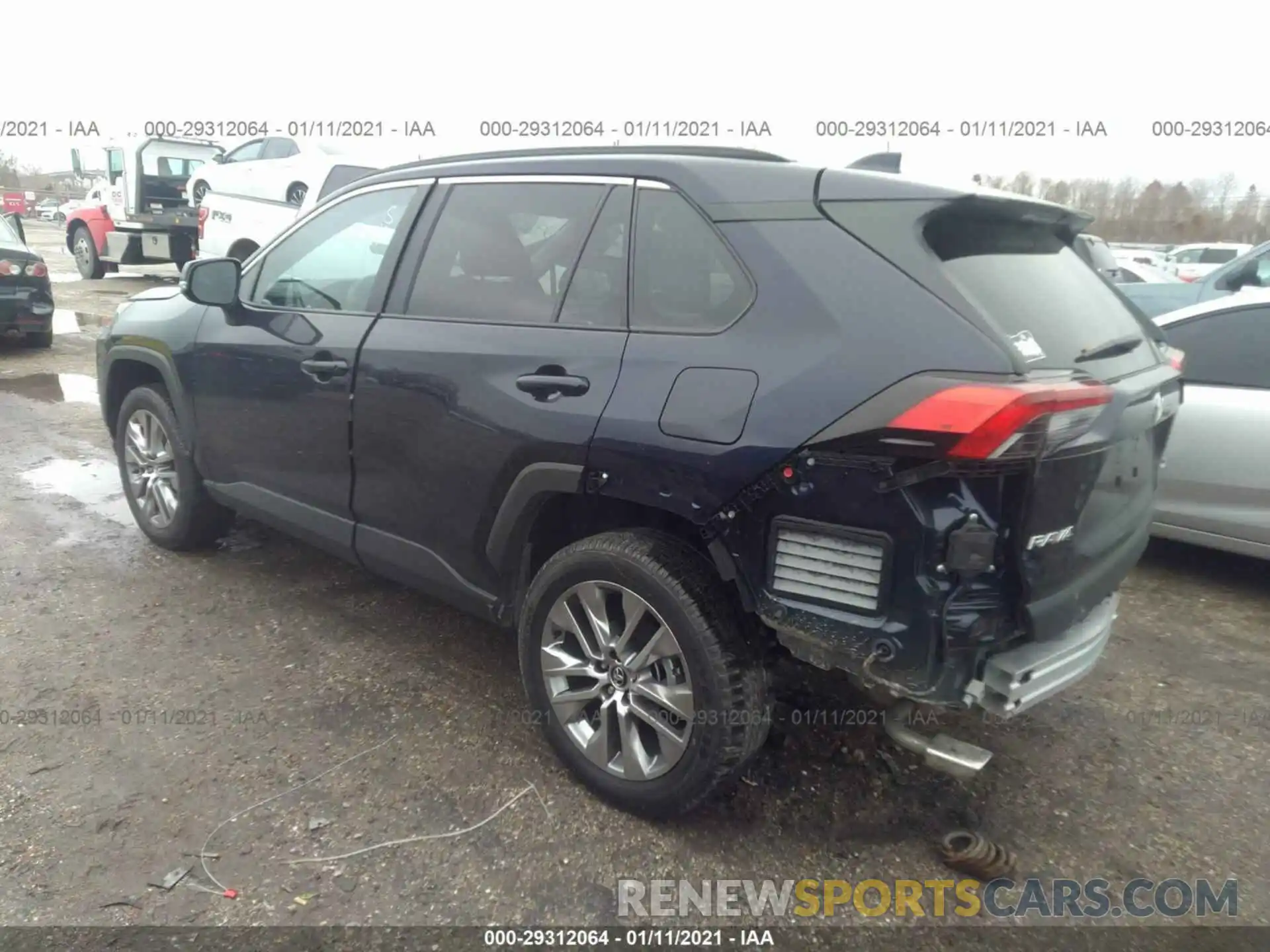 3 Фотография поврежденного автомобиля 2T3C1RFV2LW092715 TOYOTA RAV4 2020