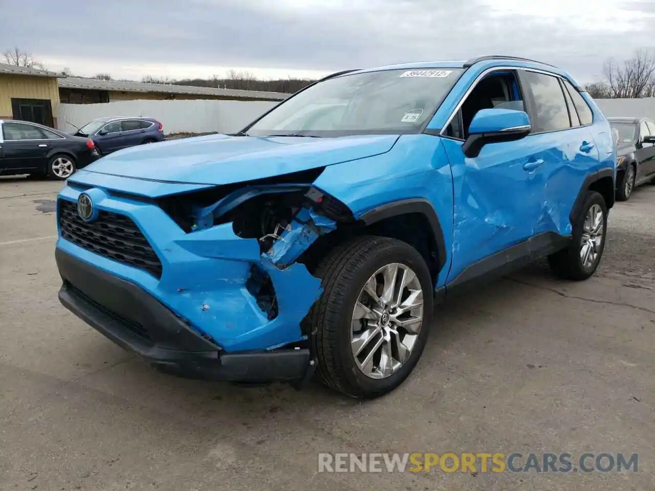 2 Photograph of a damaged car 2T3C1RFV2LW093864 TOYOTA RAV4 2020