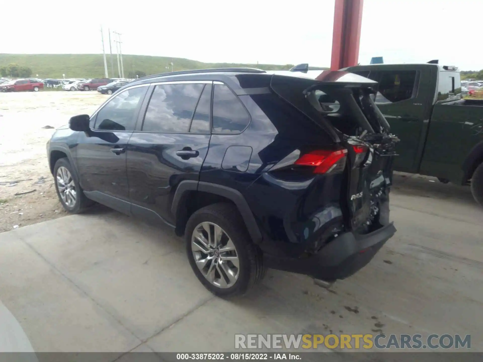 3 Photograph of a damaged car 2T3C1RFV3LC064634 TOYOTA RAV4 2020