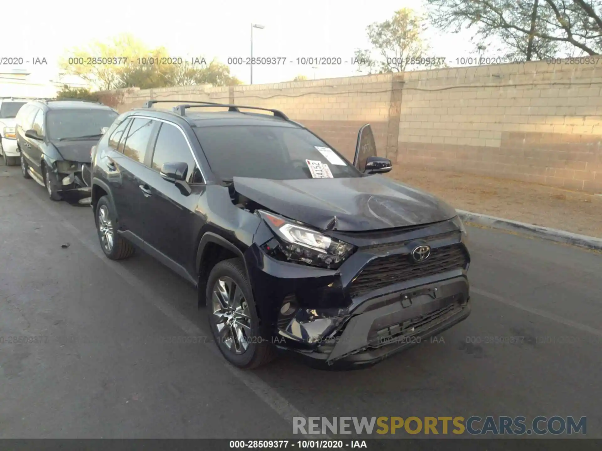 1 Photograph of a damaged car 2T3C1RFV3LW067466 TOYOTA RAV4 2020