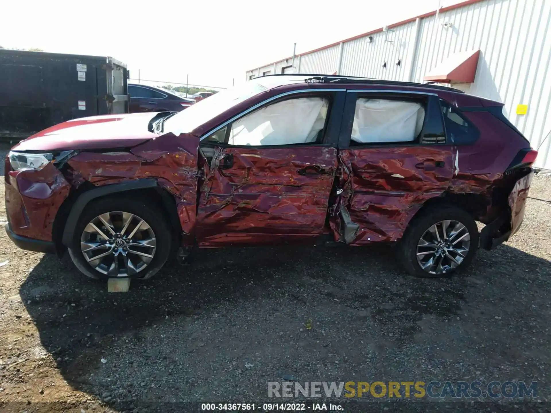 12 Photograph of a damaged car 2T3C1RFV3LW071629 TOYOTA RAV4 2020