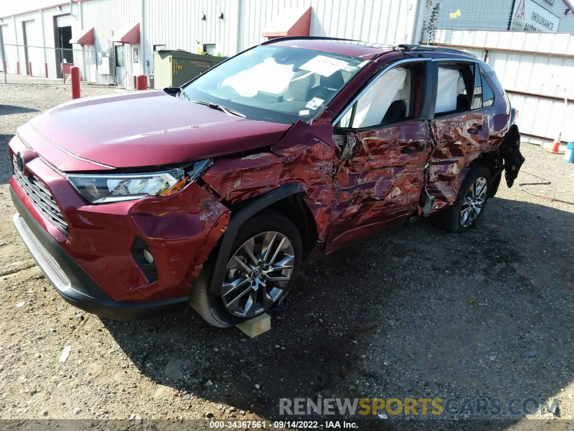 2 Photograph of a damaged car 2T3C1RFV3LW071629 TOYOTA RAV4 2020