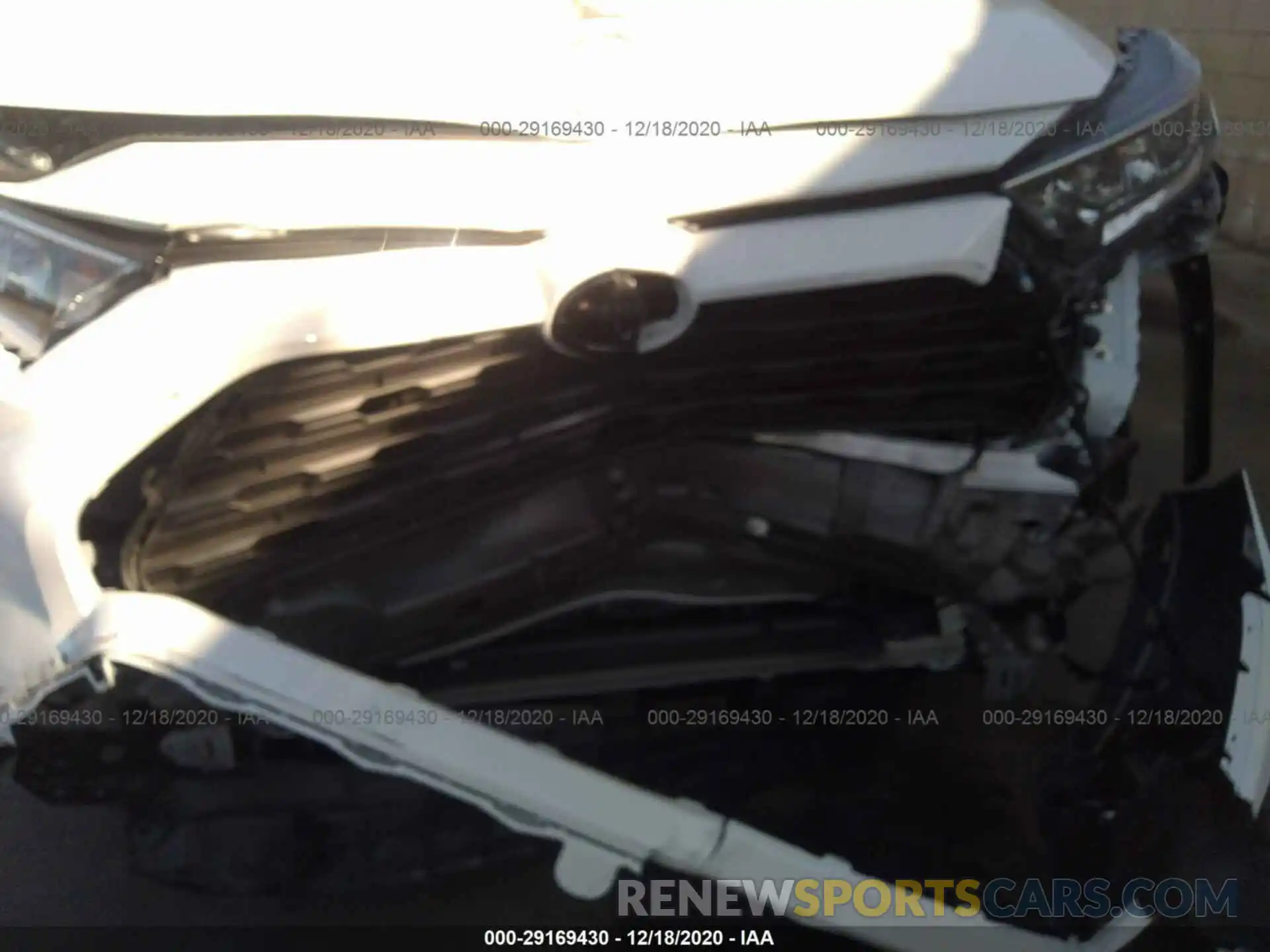10 Photograph of a damaged car 2T3C1RFV3LW073591 TOYOTA RAV4 2020
