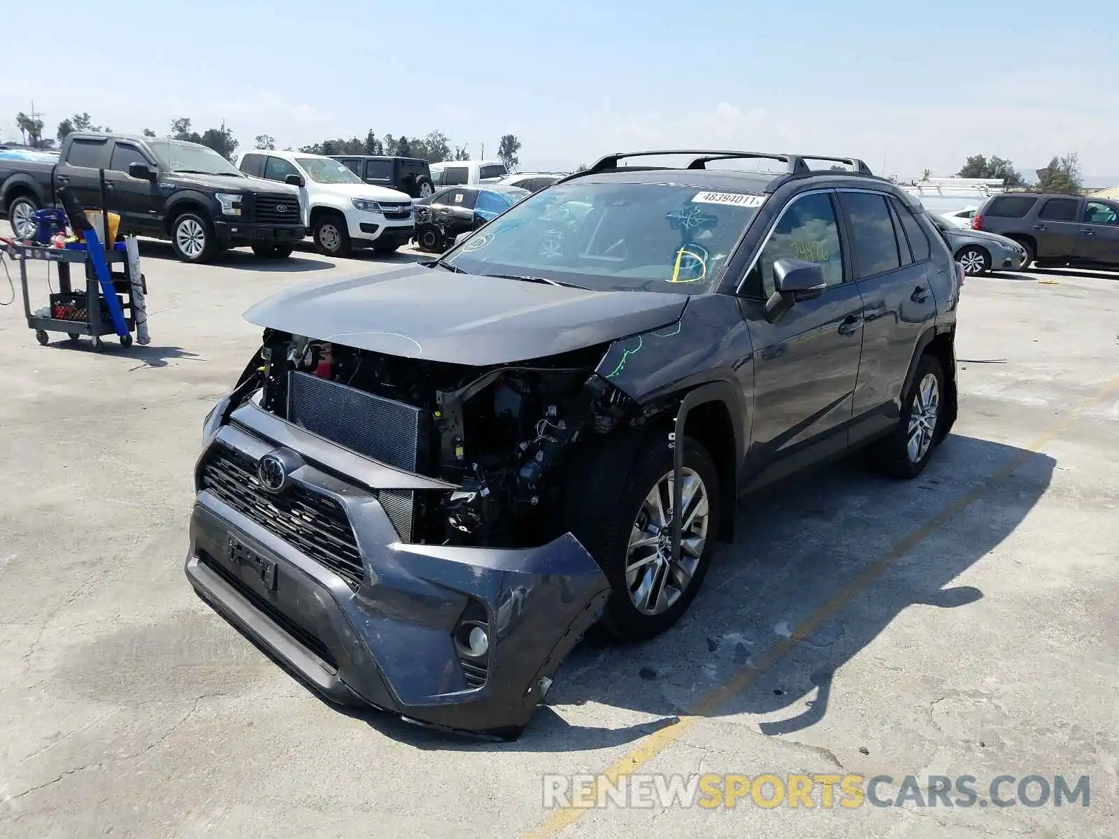 2 Photograph of a damaged car 2T3C1RFV3LW084879 TOYOTA RAV4 2020