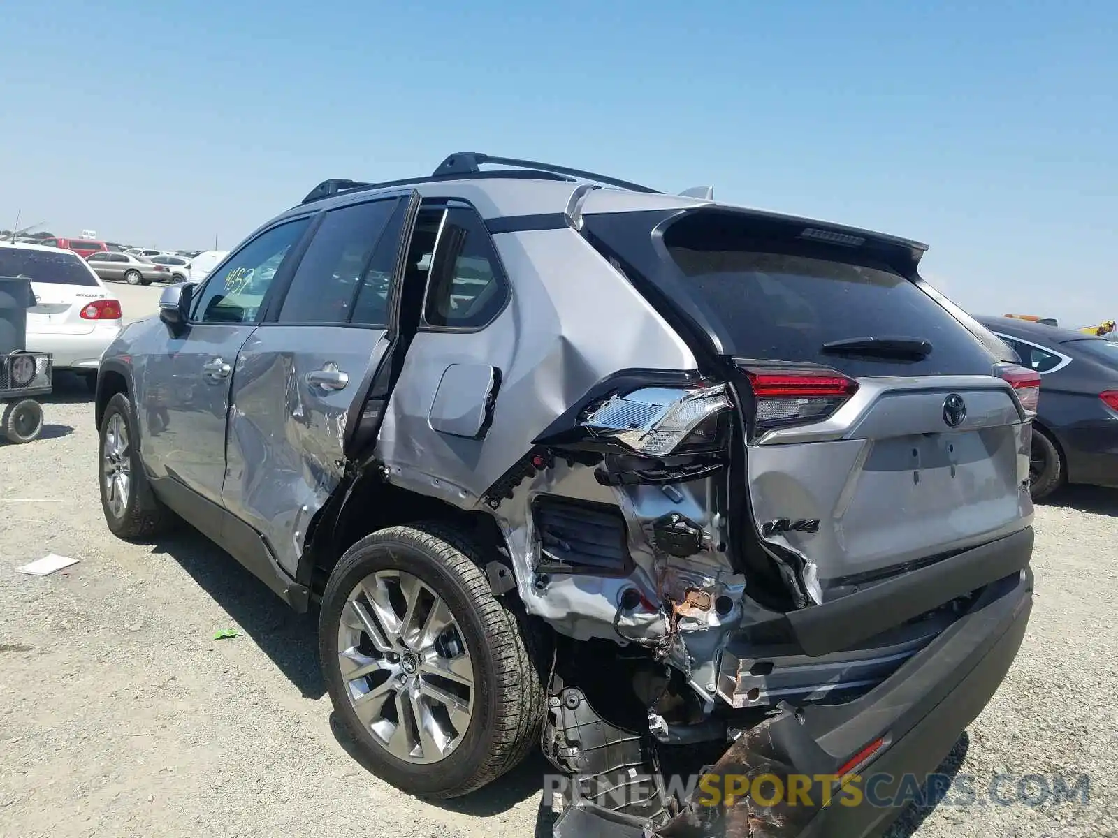 3 Photograph of a damaged car 2T3C1RFV4LC045199 TOYOTA RAV4 2020