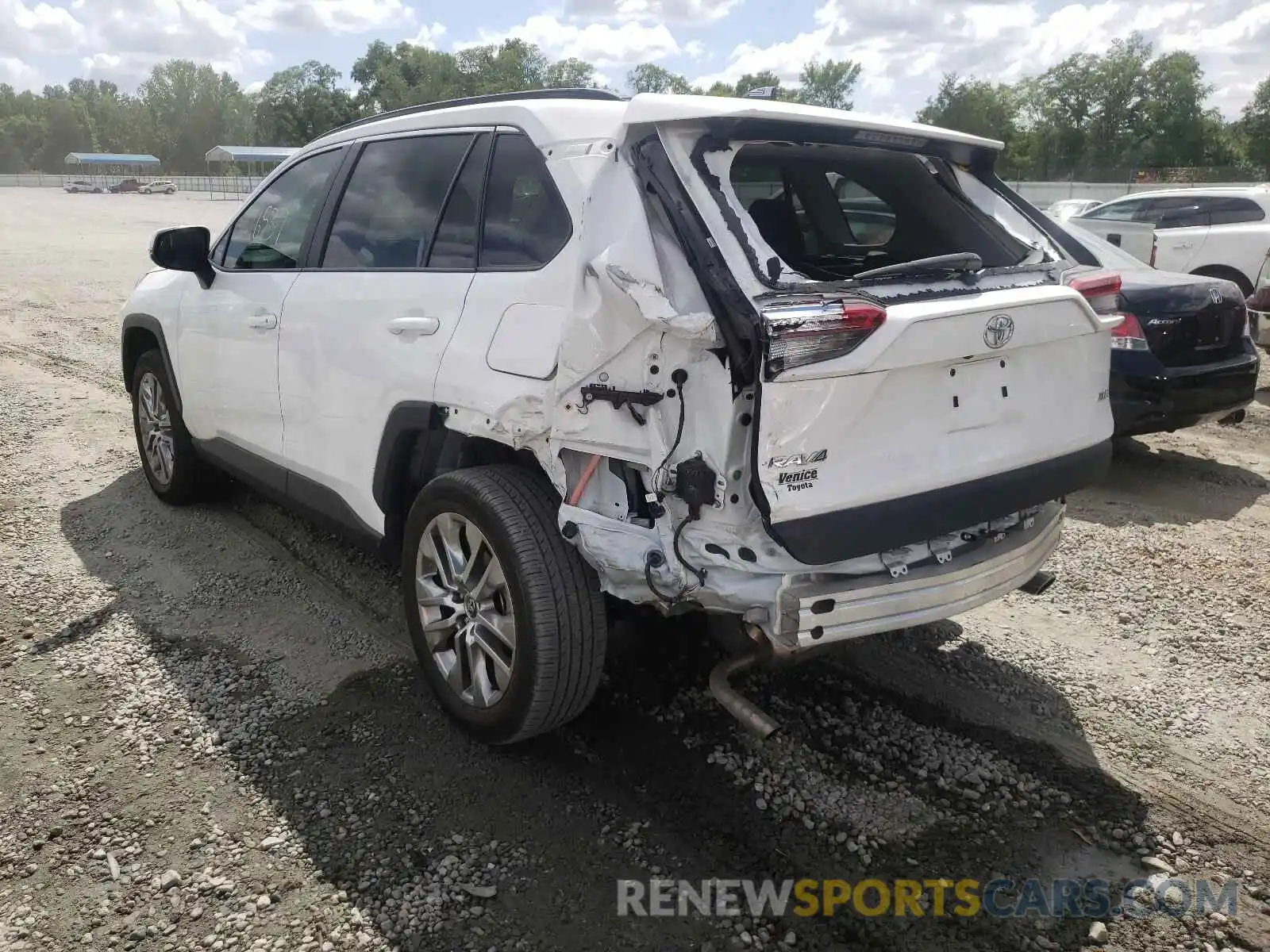 2 Photograph of a damaged car 2T3C1RFV4LC068305 TOYOTA RAV4 2020