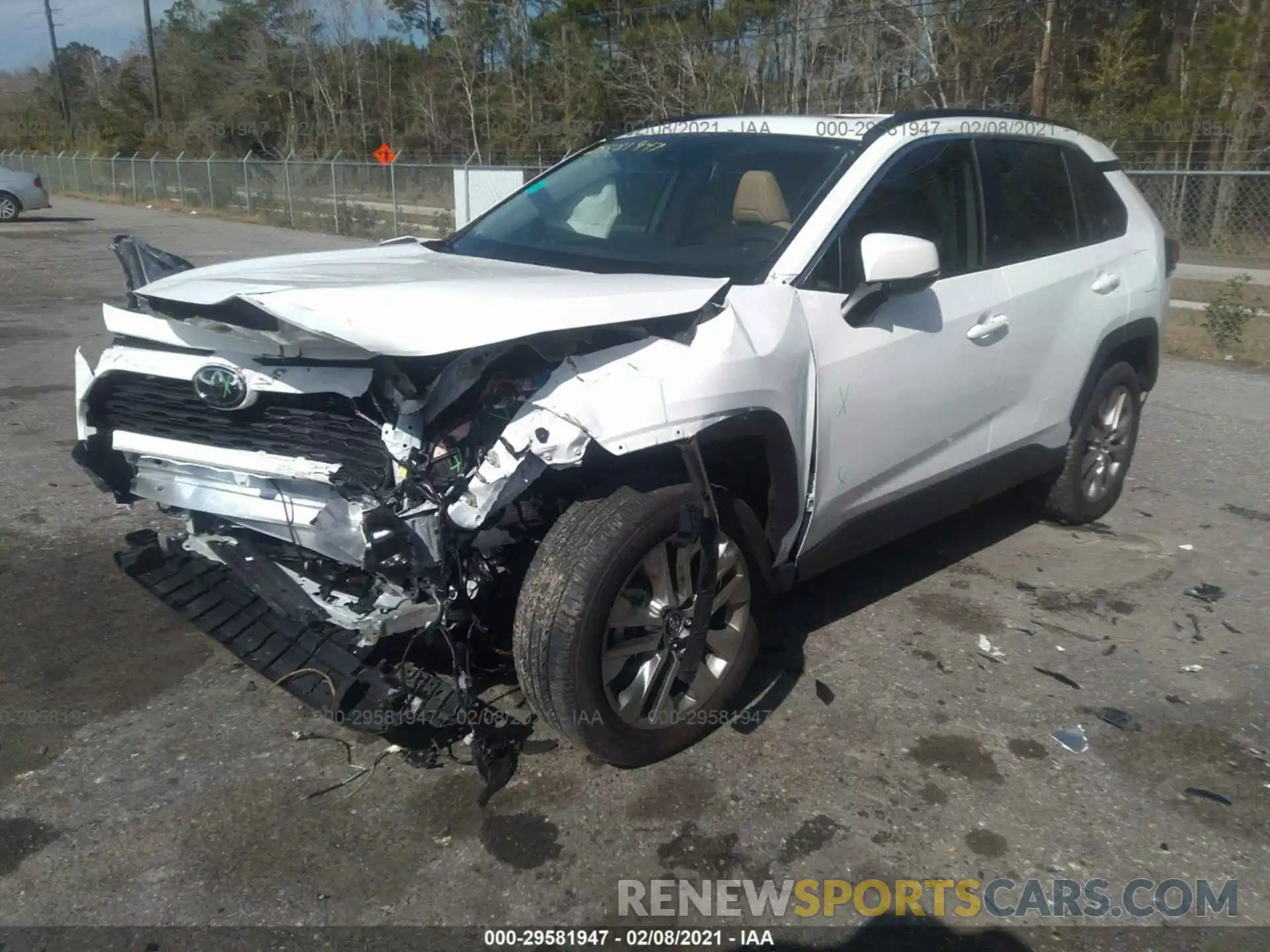 2 Photograph of a damaged car 2T3C1RFV4LC083323 TOYOTA RAV4 2020