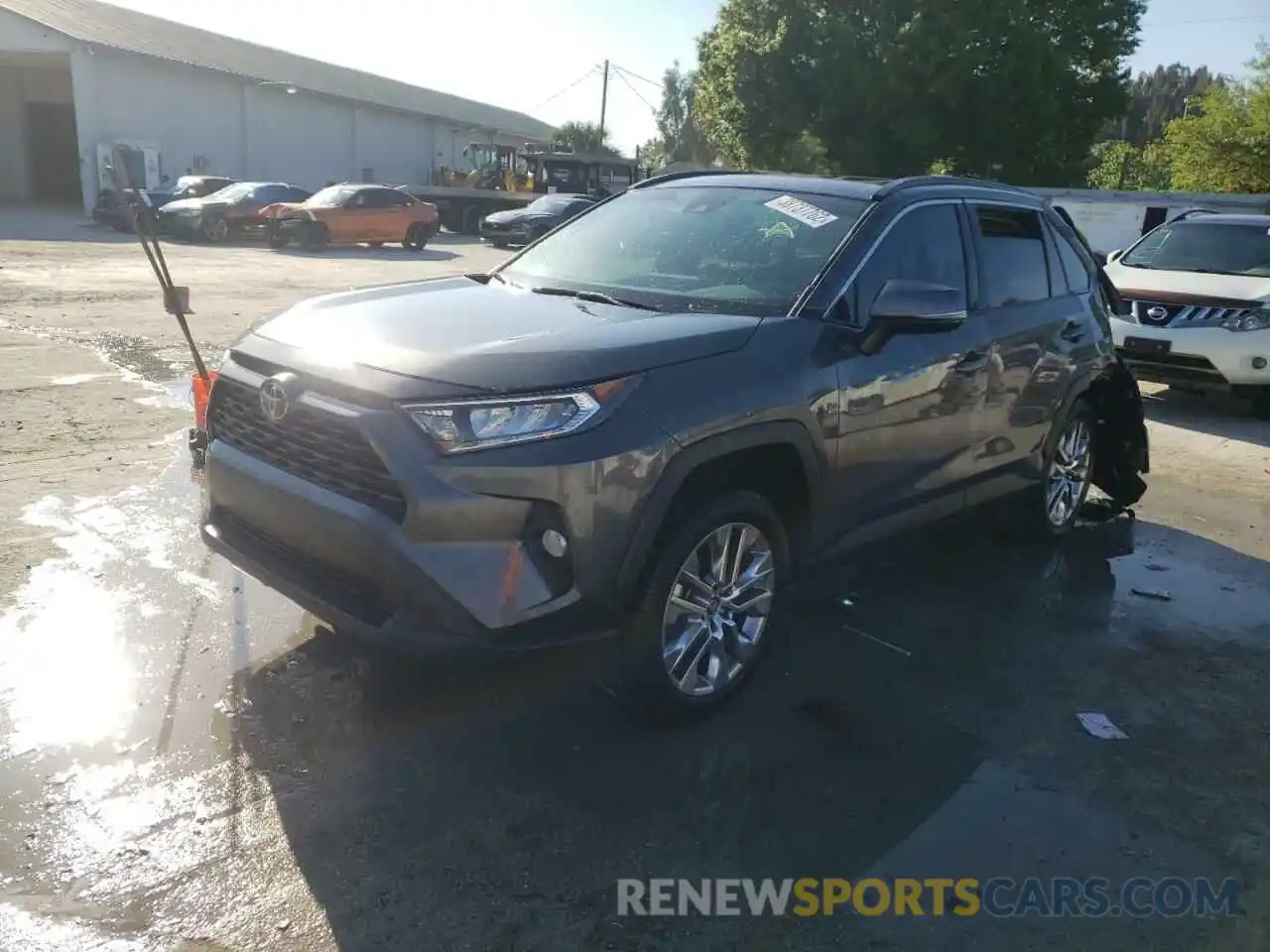 2 Photograph of a damaged car 2T3C1RFV4LC084262 TOYOTA RAV4 2020