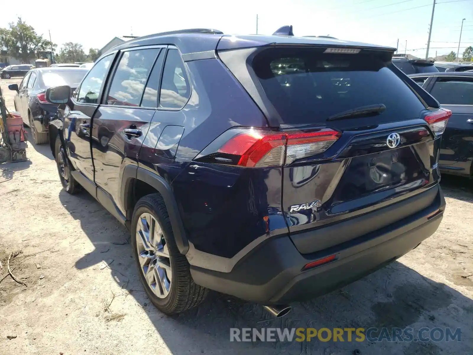 3 Photograph of a damaged car 2T3C1RFV4LW058422 TOYOTA RAV4 2020