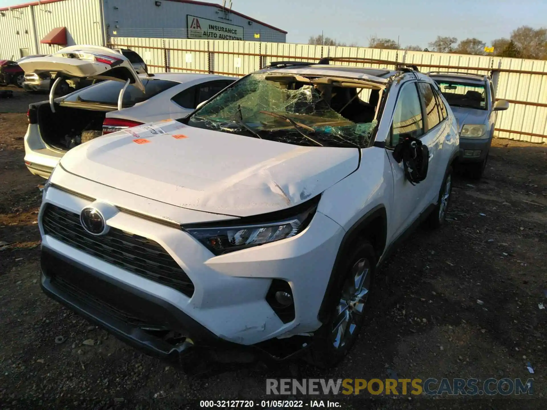 6 Фотография поврежденного автомобиля 2T3C1RFV4LW075530 TOYOTA RAV4 2020