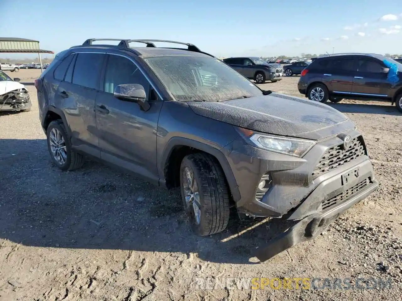 4 Photograph of a damaged car 2T3C1RFV4LW091677 TOYOTA RAV4 2020