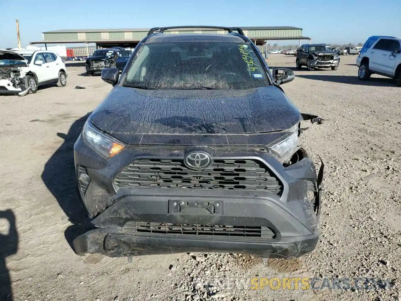 5 Photograph of a damaged car 2T3C1RFV4LW091677 TOYOTA RAV4 2020