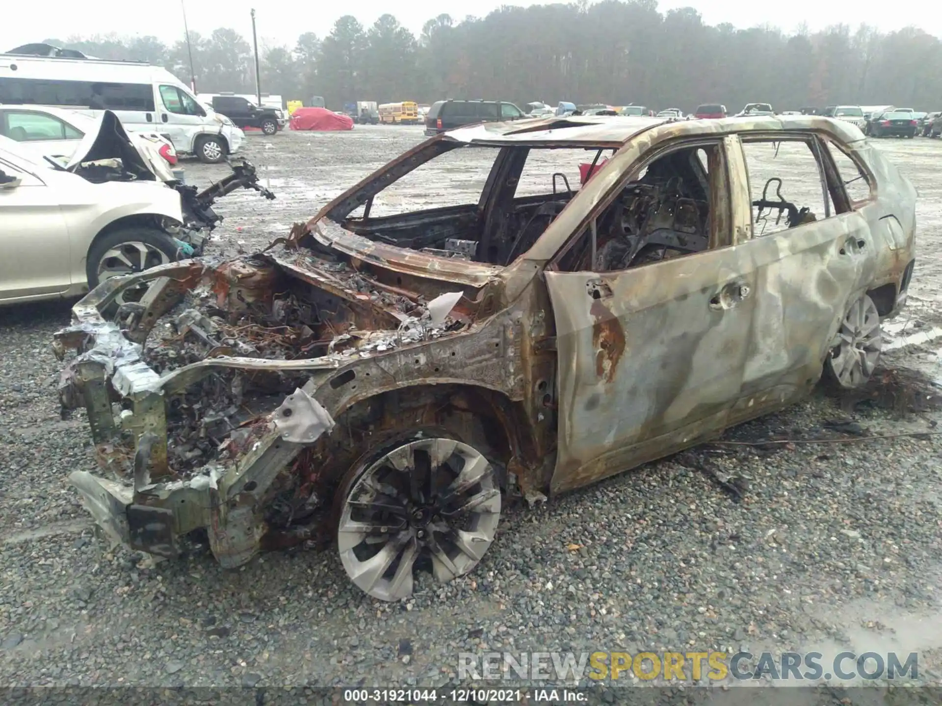 2 Photograph of a damaged car 2T3C1RFV4LW094546 TOYOTA RAV4 2020