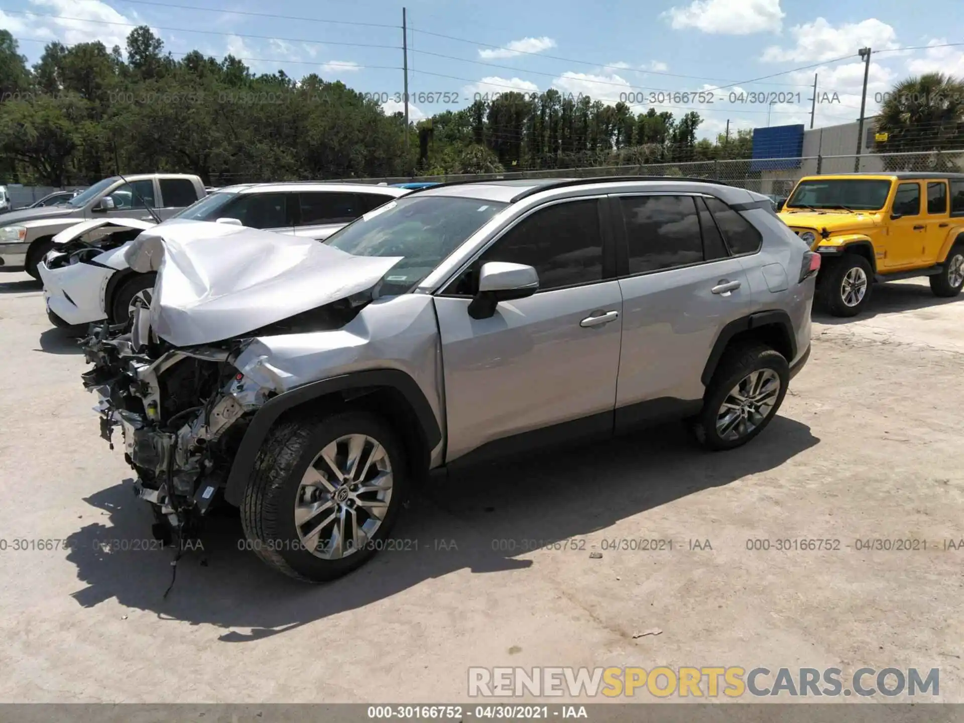 2 Photograph of a damaged car 2T3C1RFV4LW094790 TOYOTA RAV4 2020