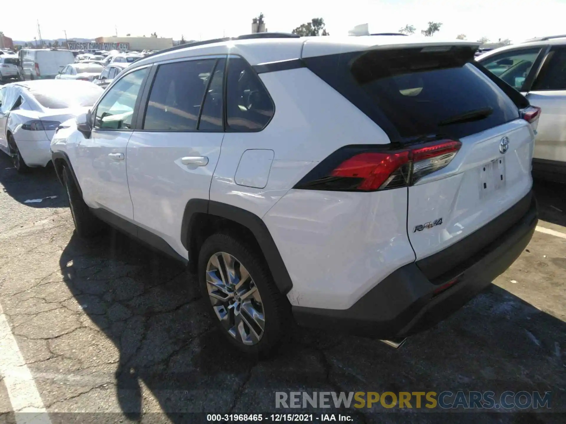 3 Photograph of a damaged car 2T3C1RFV5LW068571 TOYOTA RAV4 2020